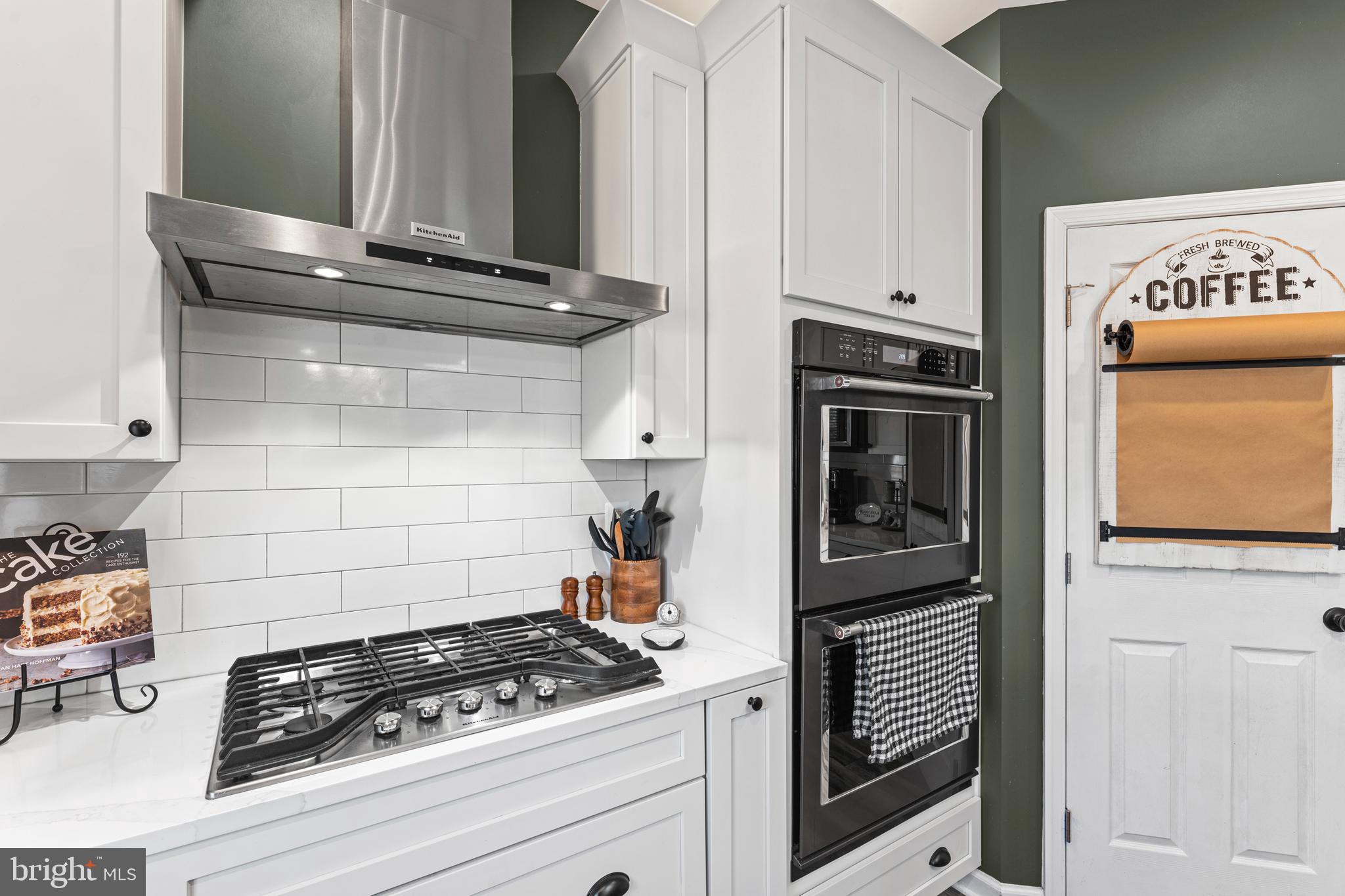 MAGNOLIA GREEN - Residential