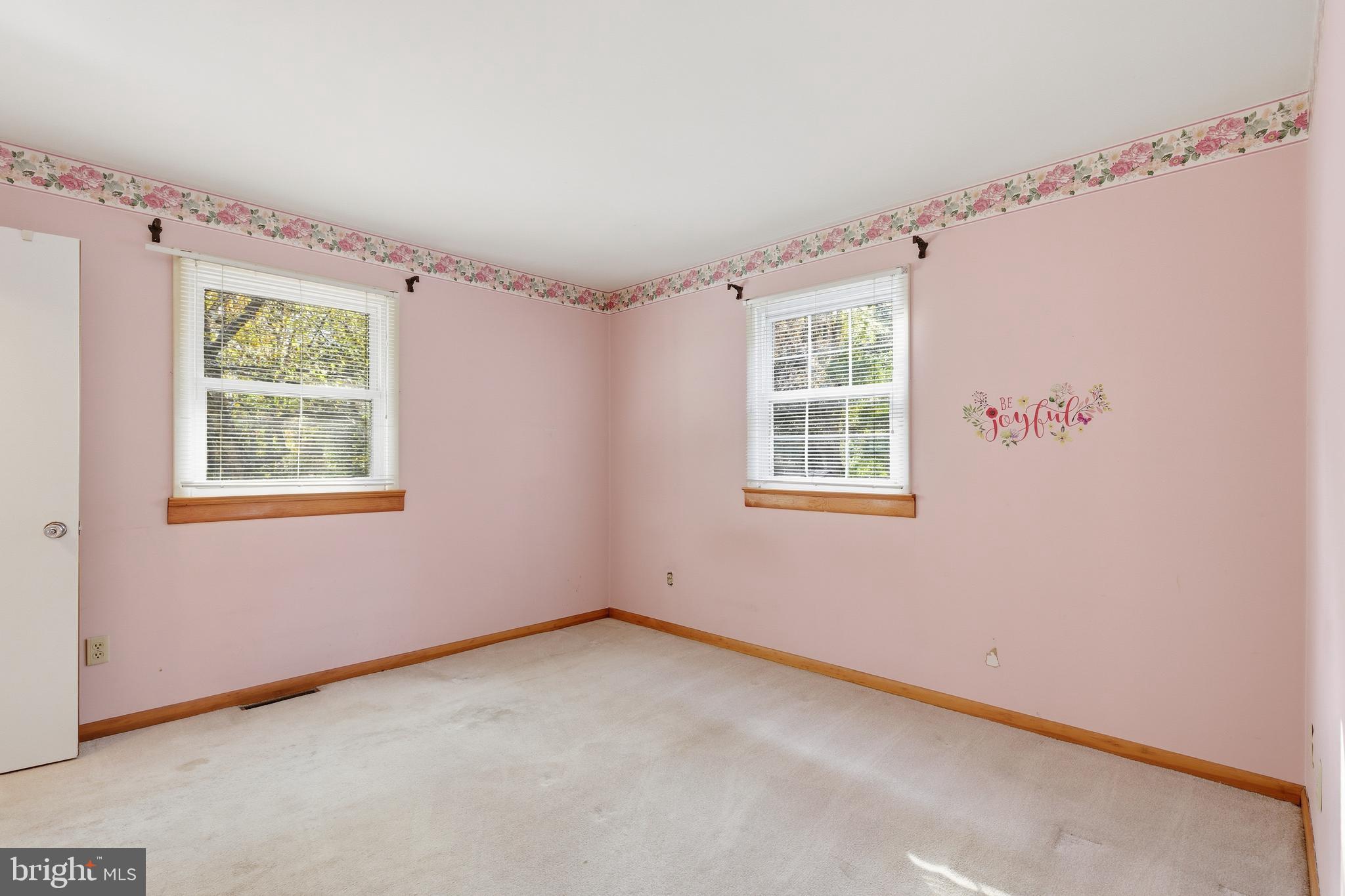 REGAL ESTATES - Residential