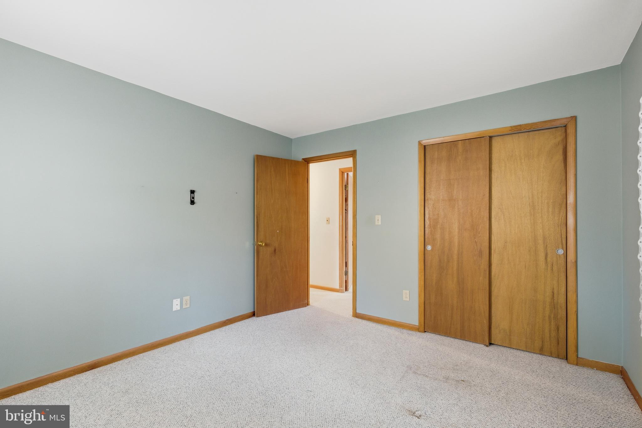 REGAL ESTATES - Residential