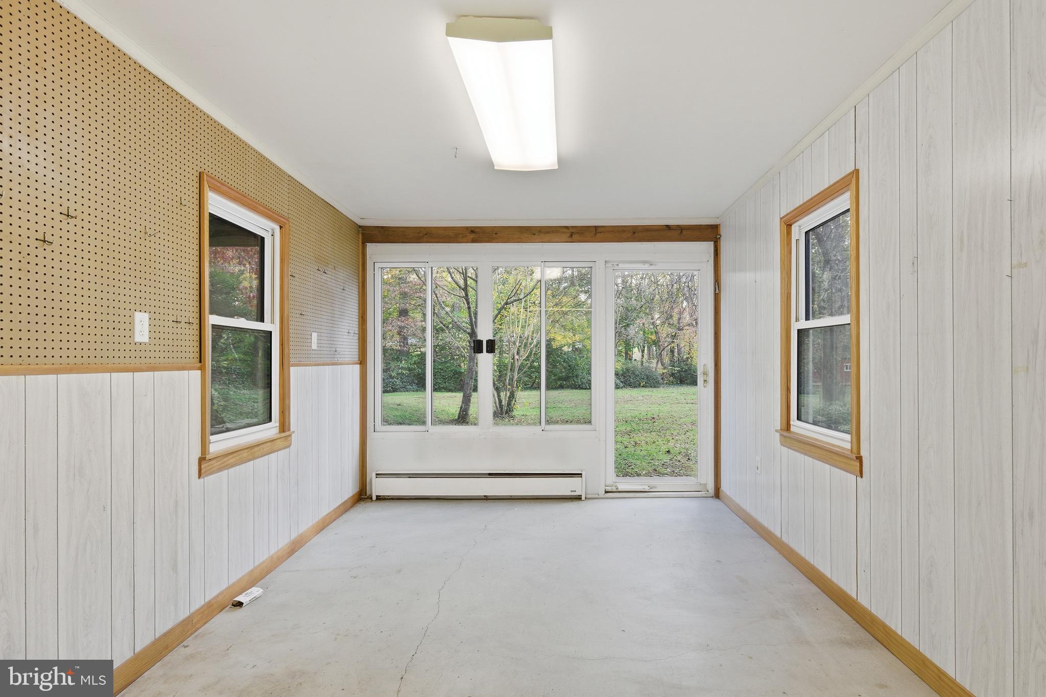 REGAL ESTATES - Residential