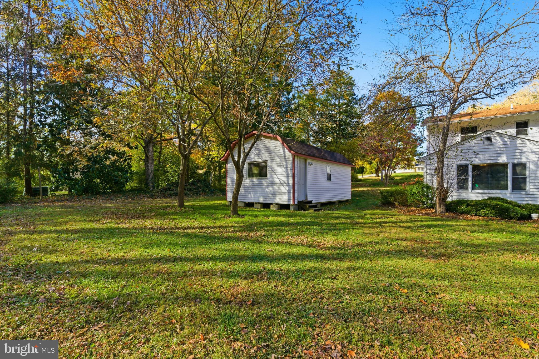 REGAL ESTATES - Residential