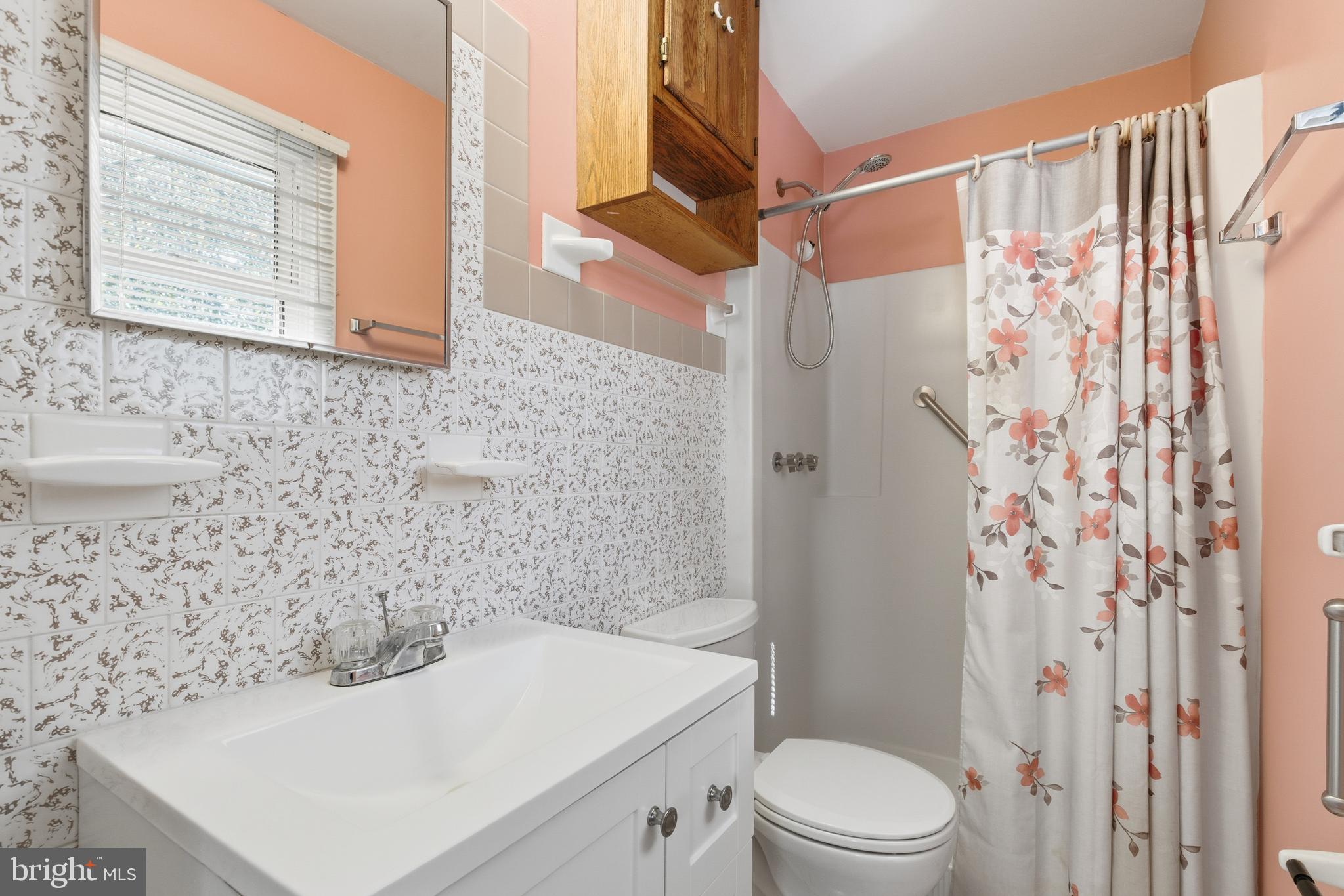 REGAL ESTATES - Residential