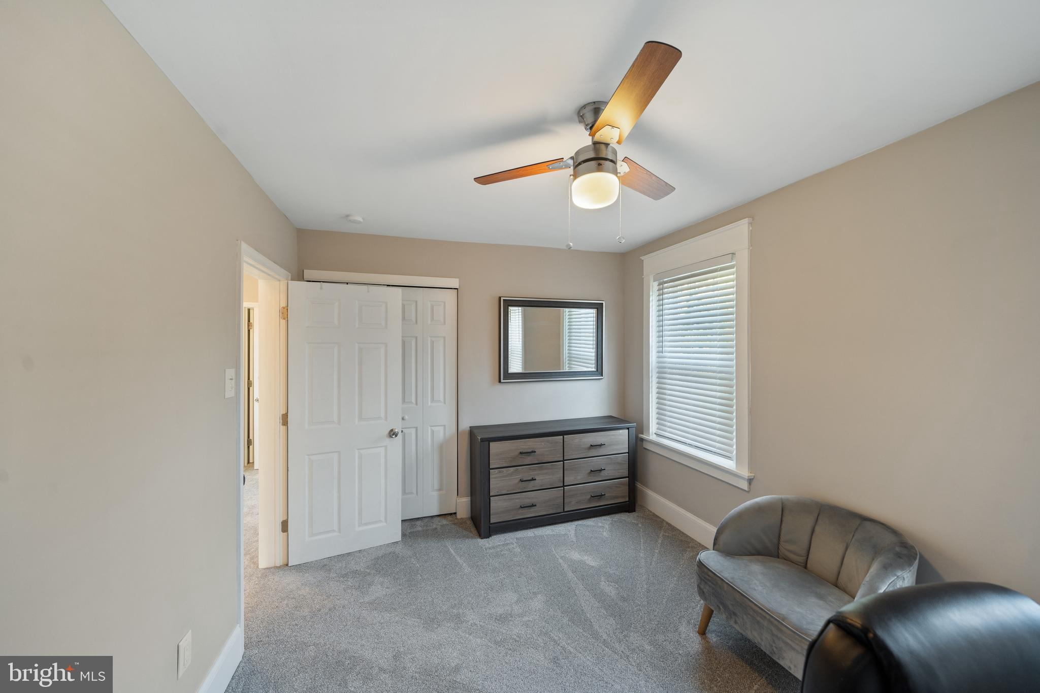 GREEN TREE - Residential