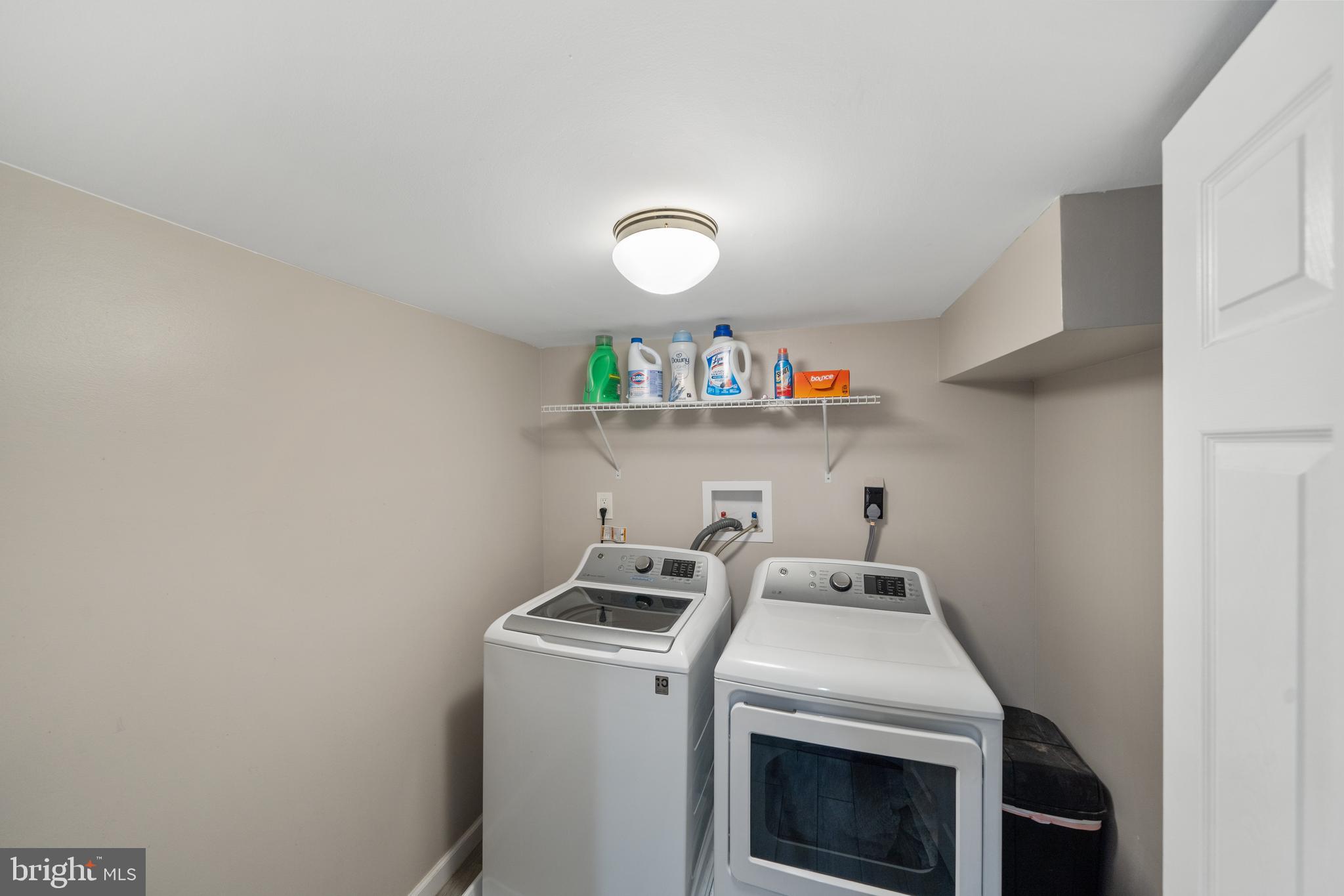 GREEN TREE - Residential