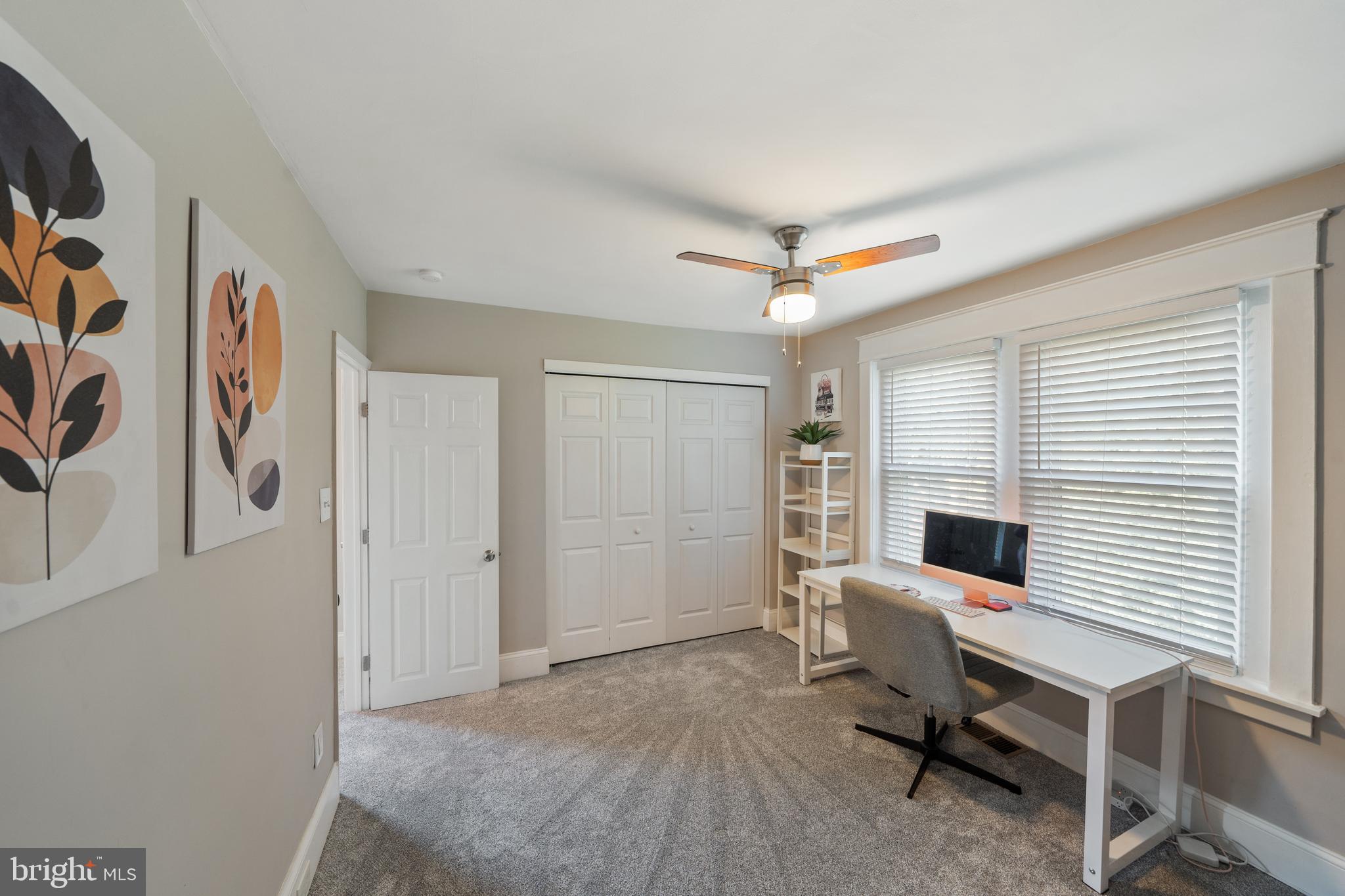 GREEN TREE - Residential