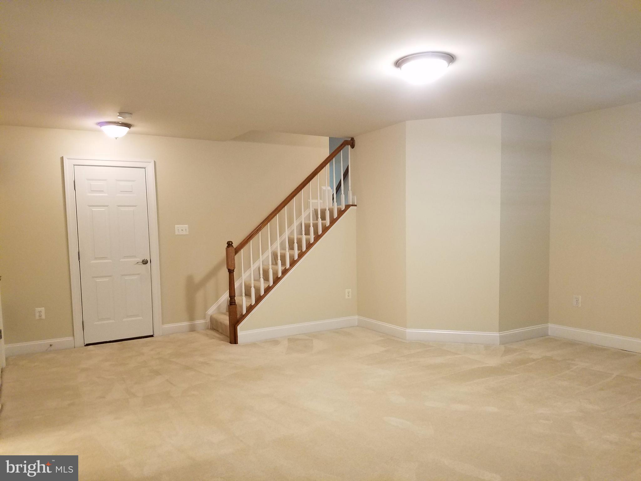 MEADOW BROOK COVE - Residential Lease