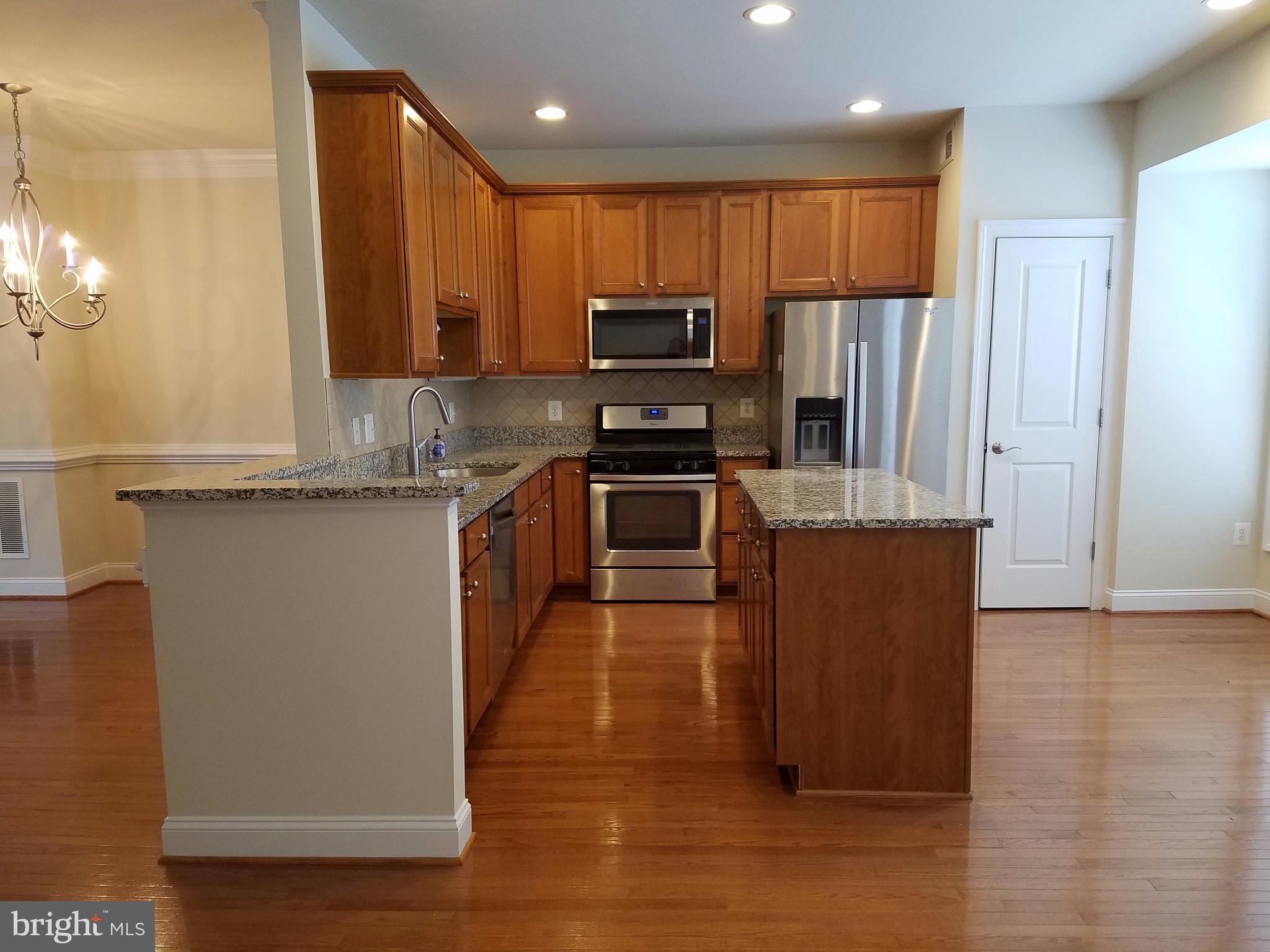 MEADOW BROOK COVE - Residential Lease