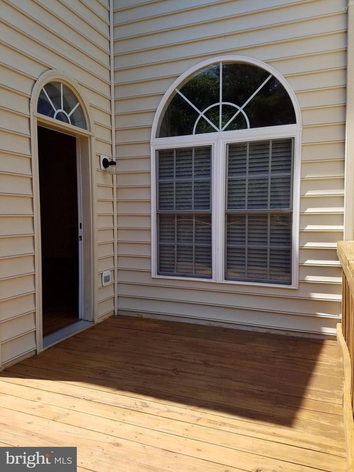 MEADOW BROOK COVE - Residential Lease