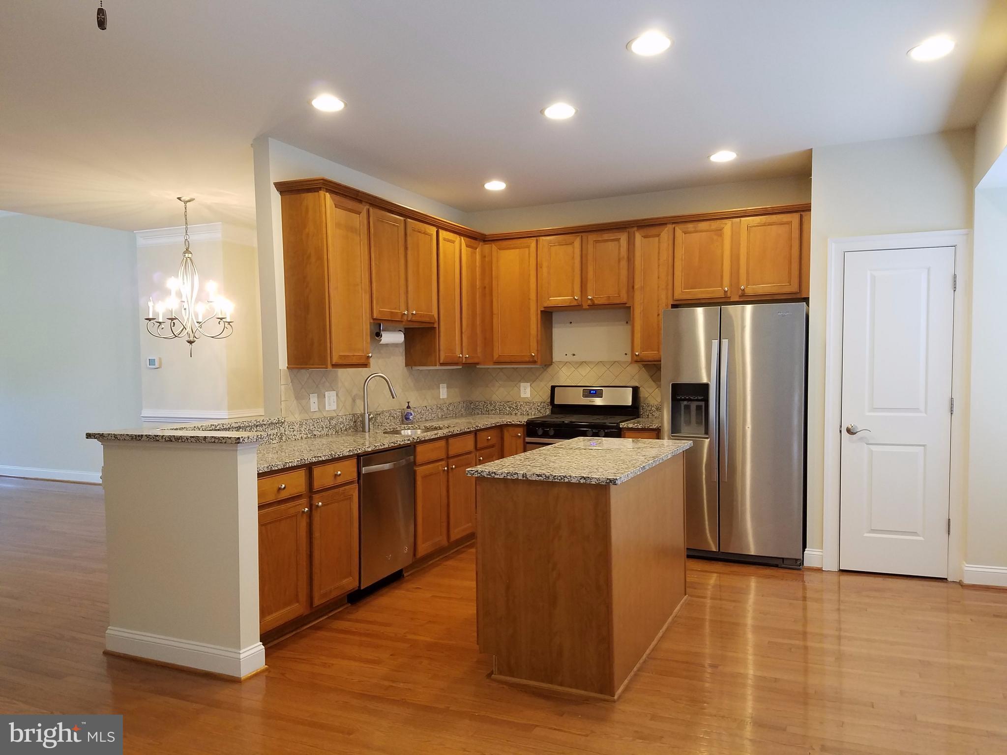 MEADOW BROOK COVE - Residential Lease