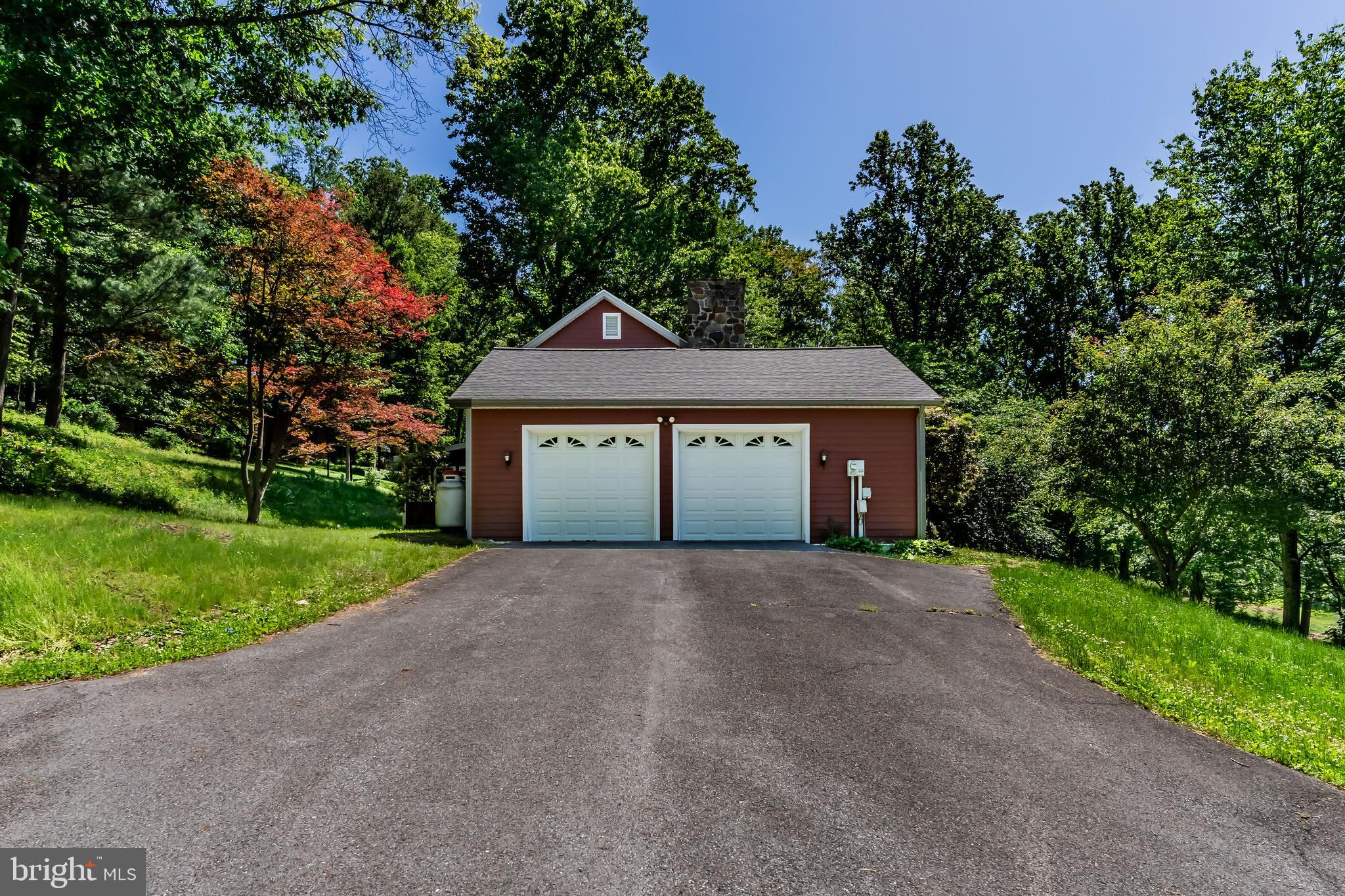 120 LEE DRIVE