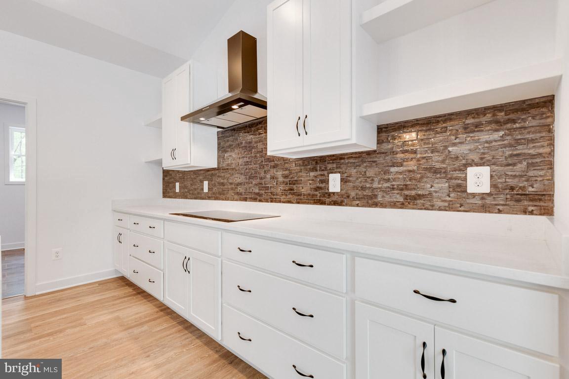 CANTERLEIGH - Residential