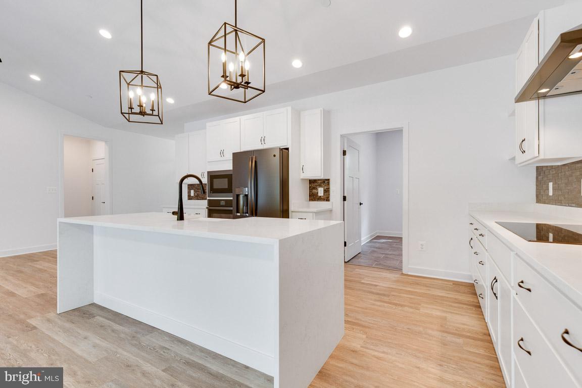 CANTERLEIGH - Residential