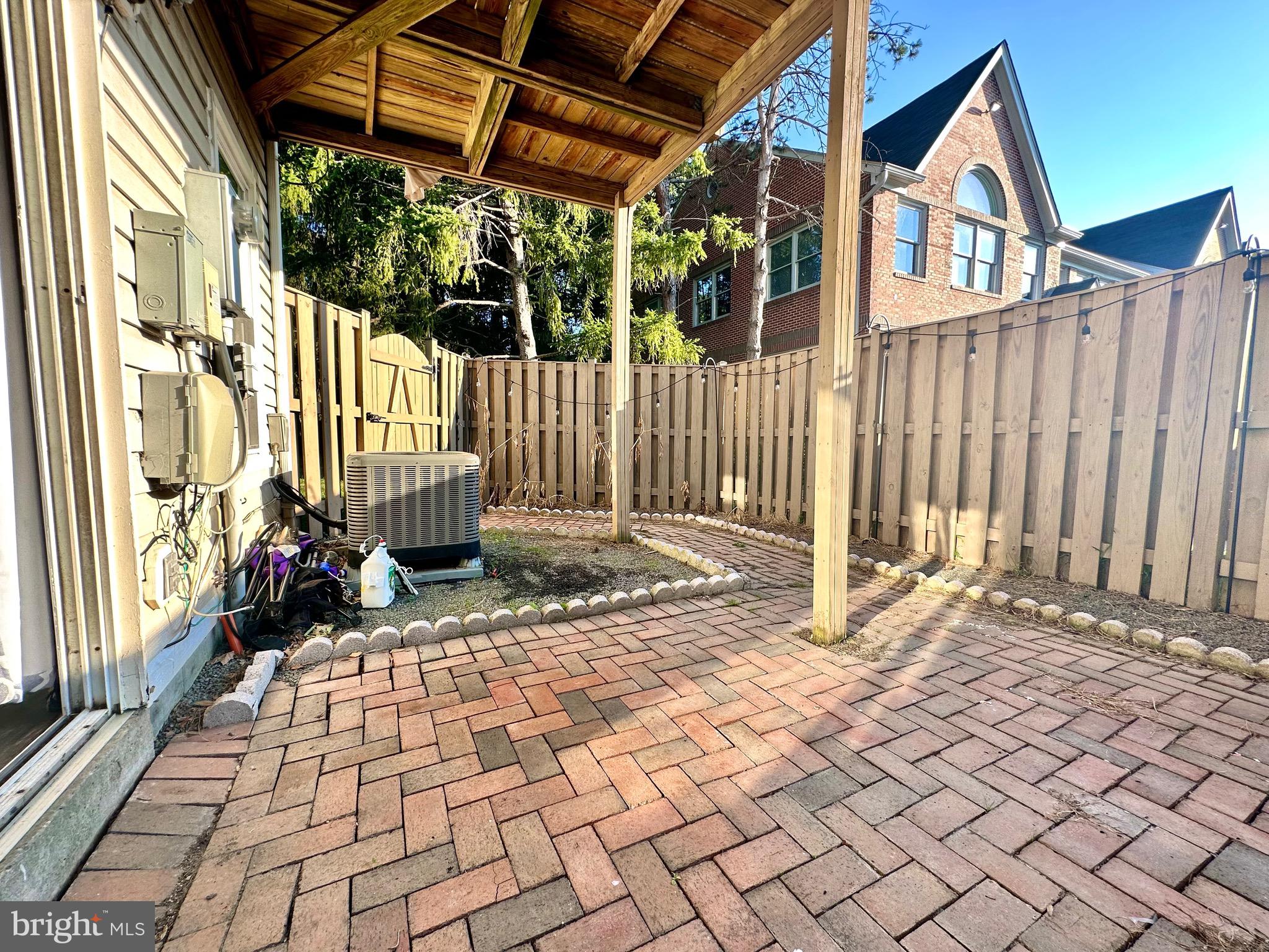 KEENE MILL OVERLOOK - Residential Lease