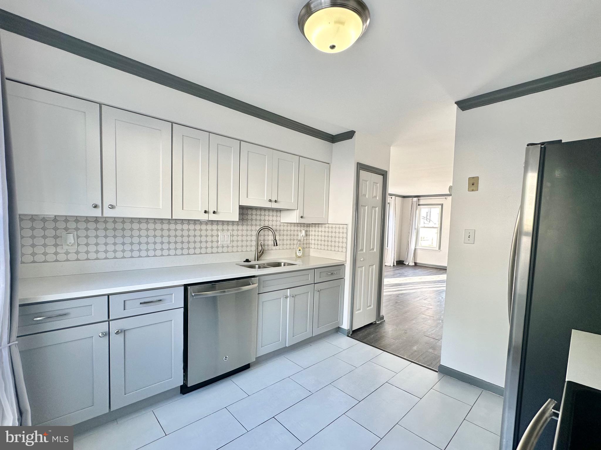 KEENE MILL OVERLOOK - Residential Lease