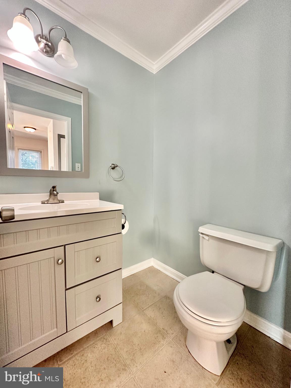 KEENE MILL OVERLOOK - Residential Lease