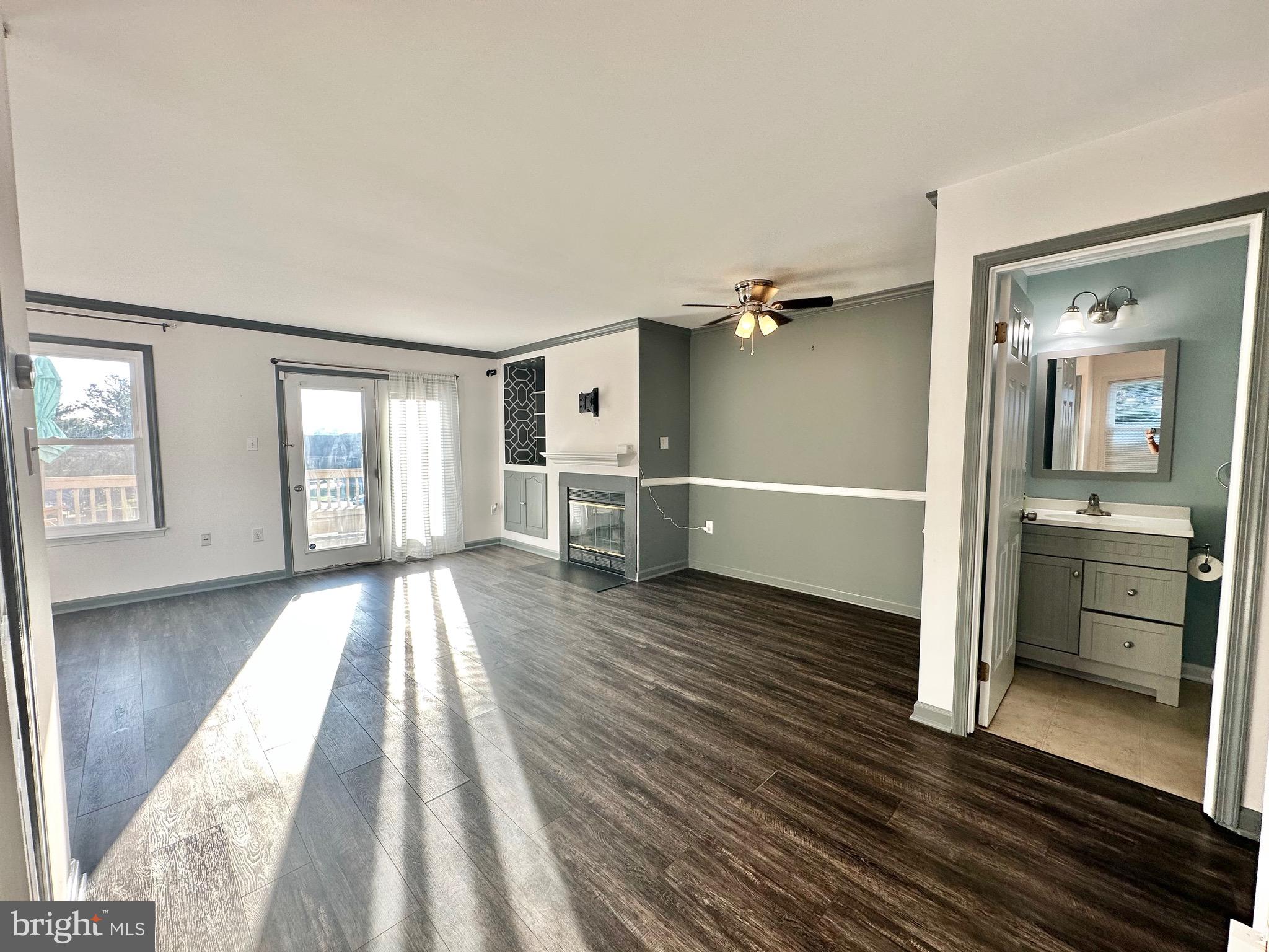 KEENE MILL OVERLOOK - Residential Lease