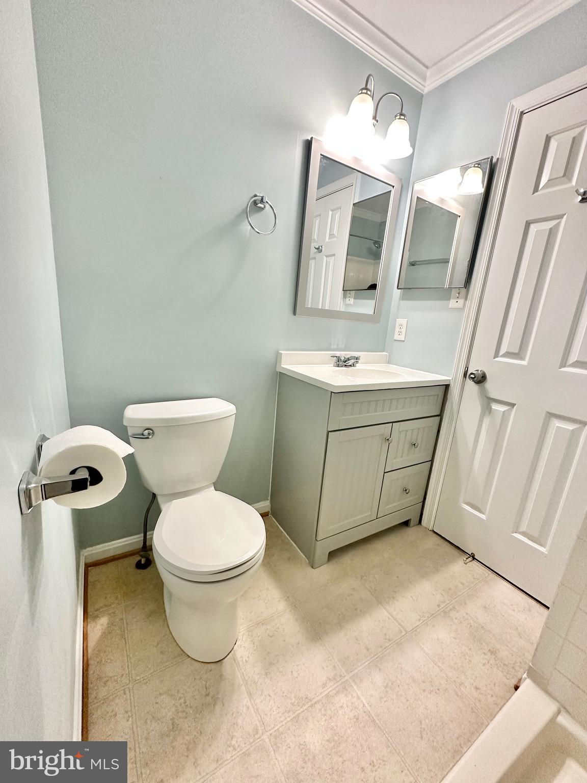 KEENE MILL OVERLOOK - Residential Lease