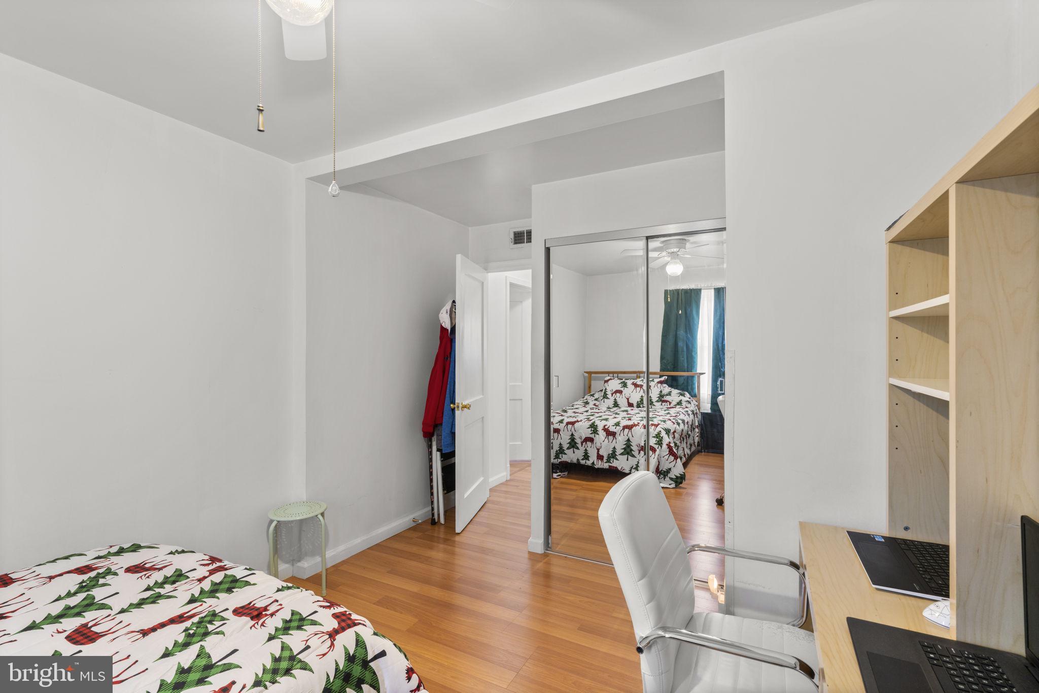 MARLYN MANOR - Residential