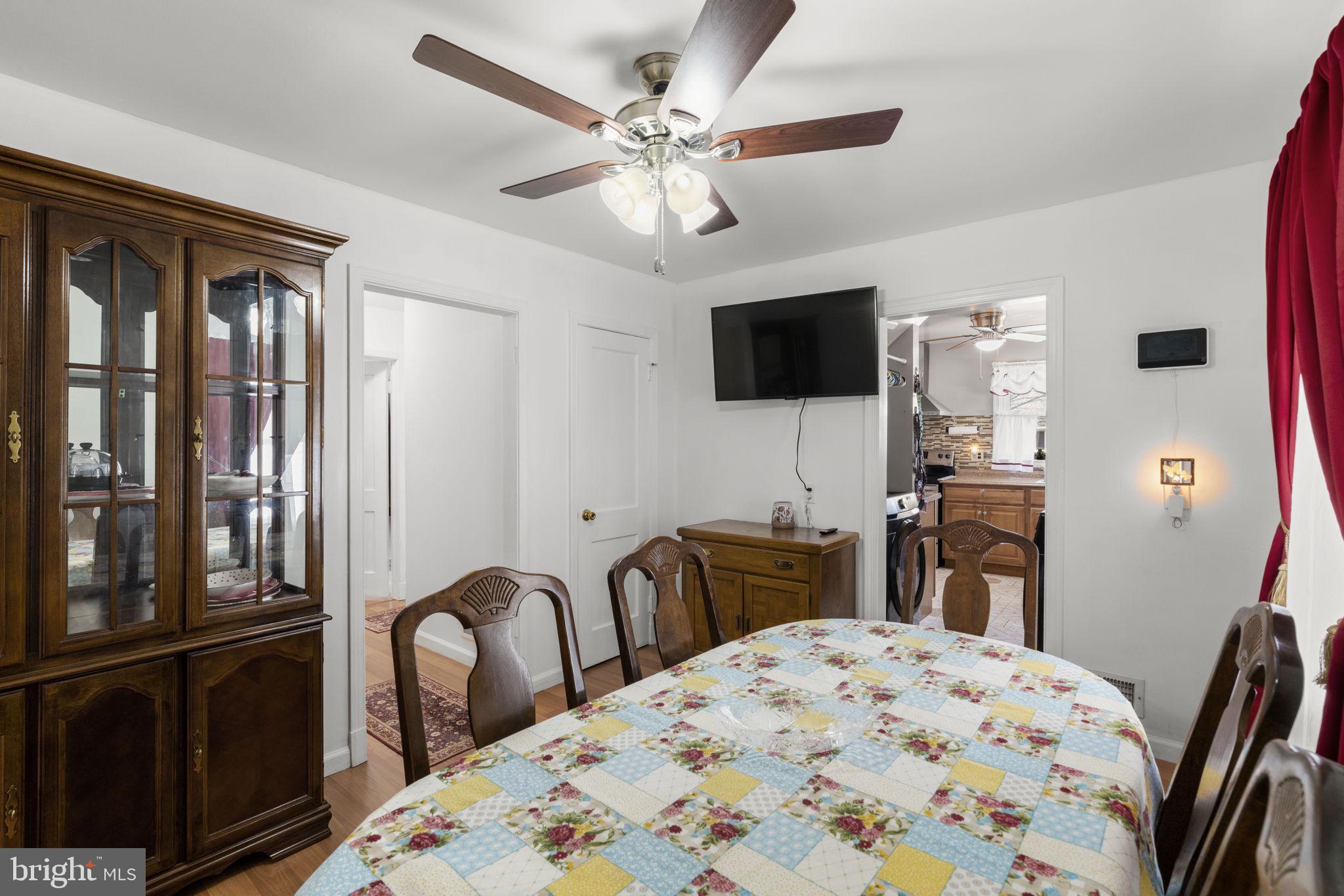 MARLYN MANOR - Residential