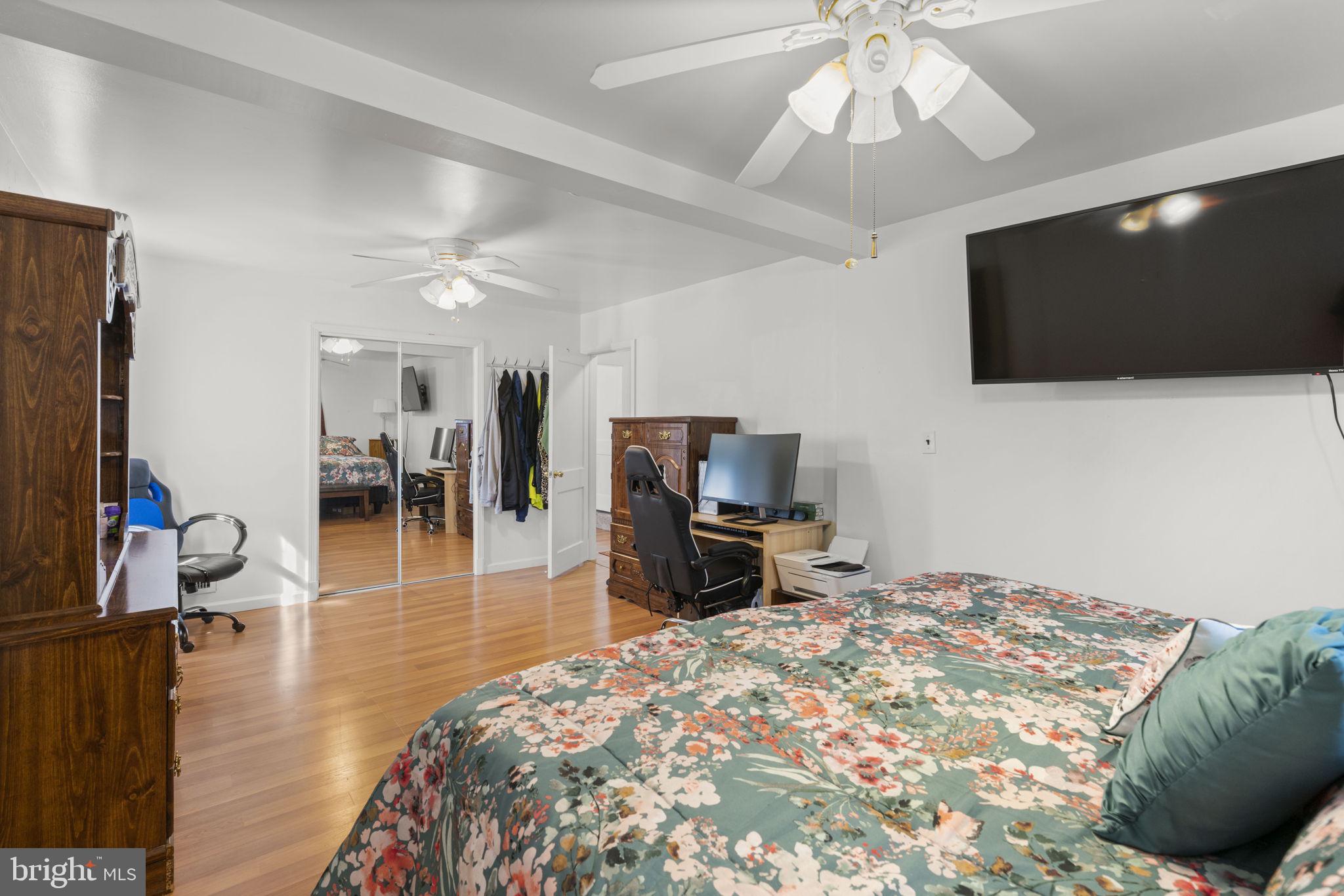 MARLYN MANOR - Residential