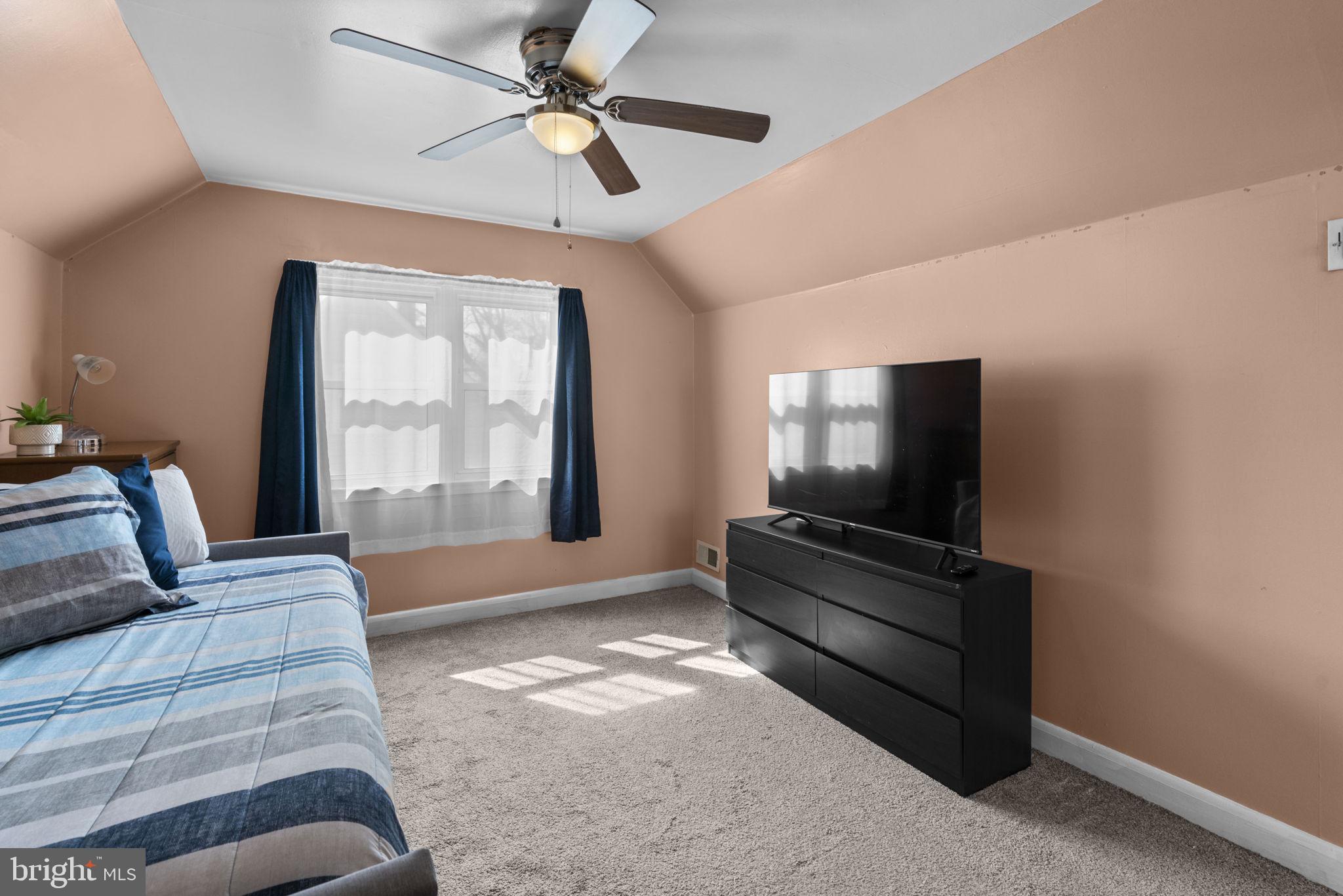 MARLYN MANOR - Residential