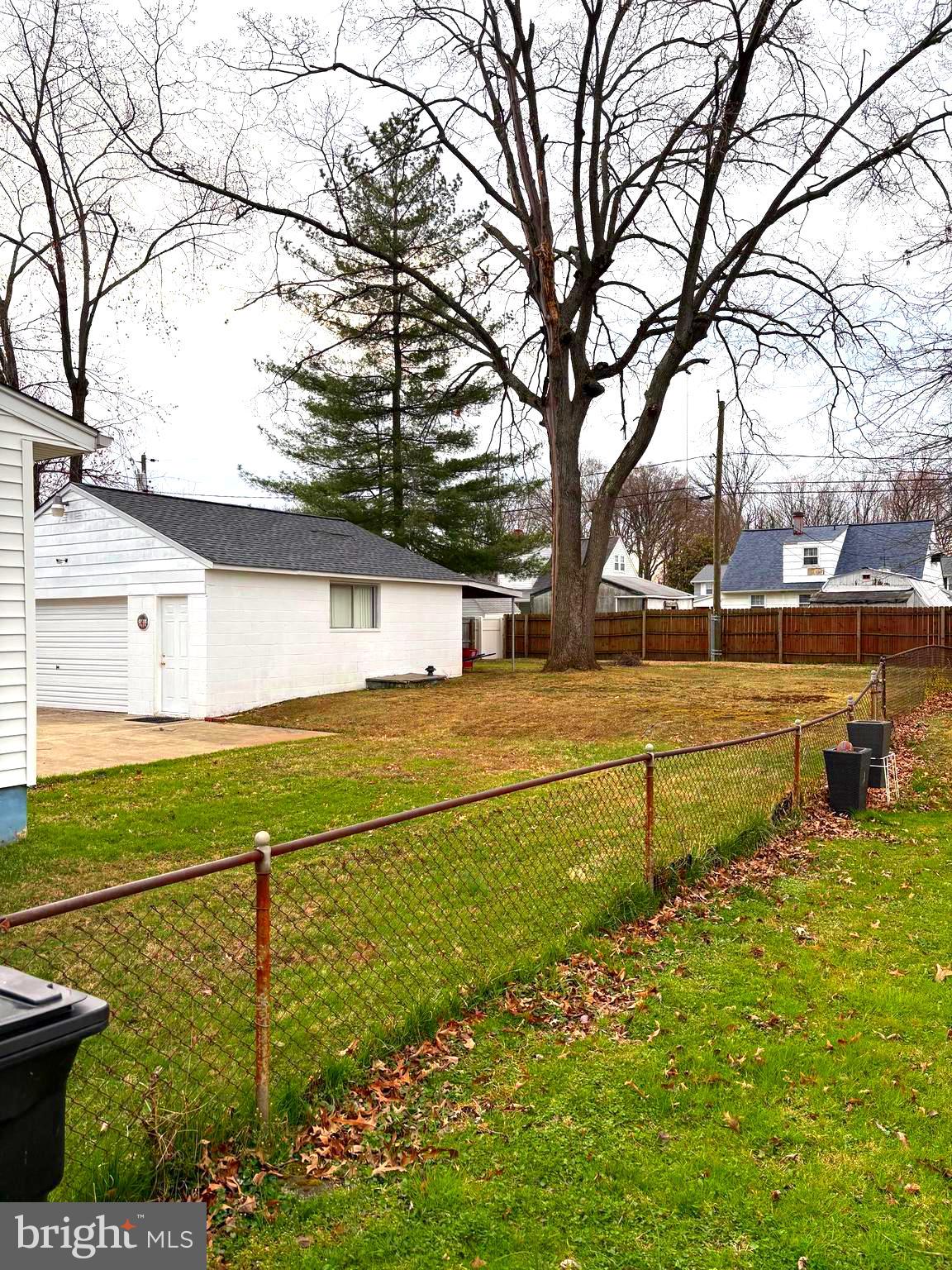 MARLYN MANOR - Residential