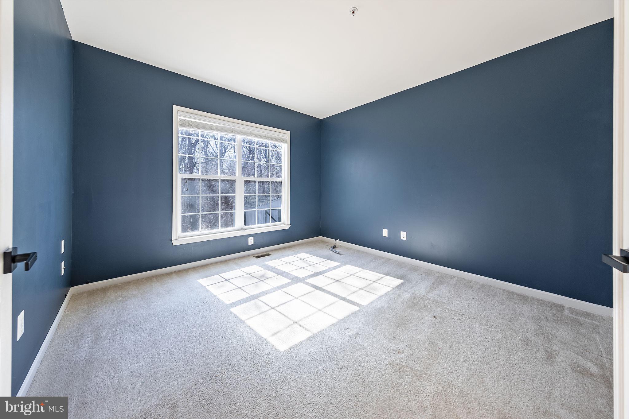 RIVER GATE ESTATES - Residential