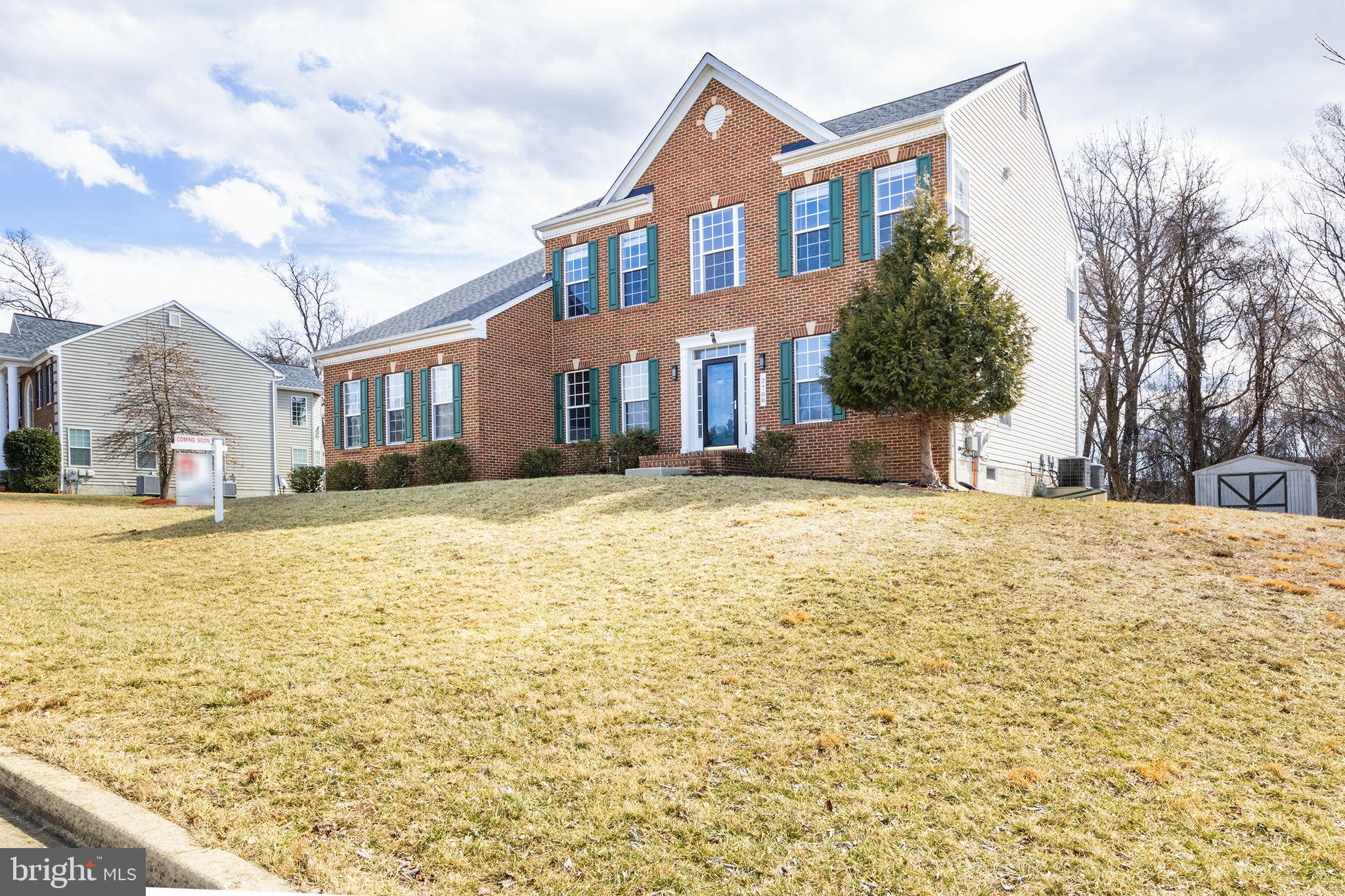 RIVER GATE ESTATES - Residential