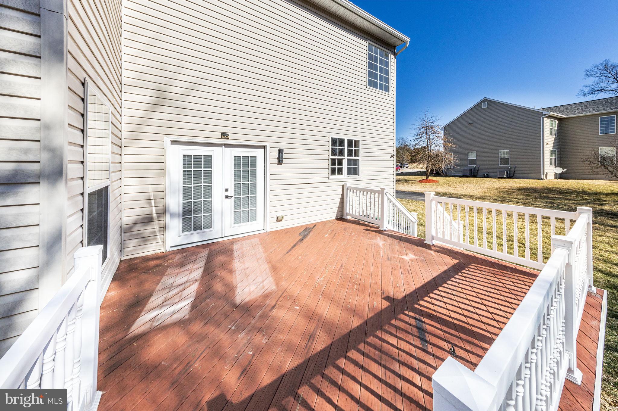 RIVER GATE ESTATES - Residential