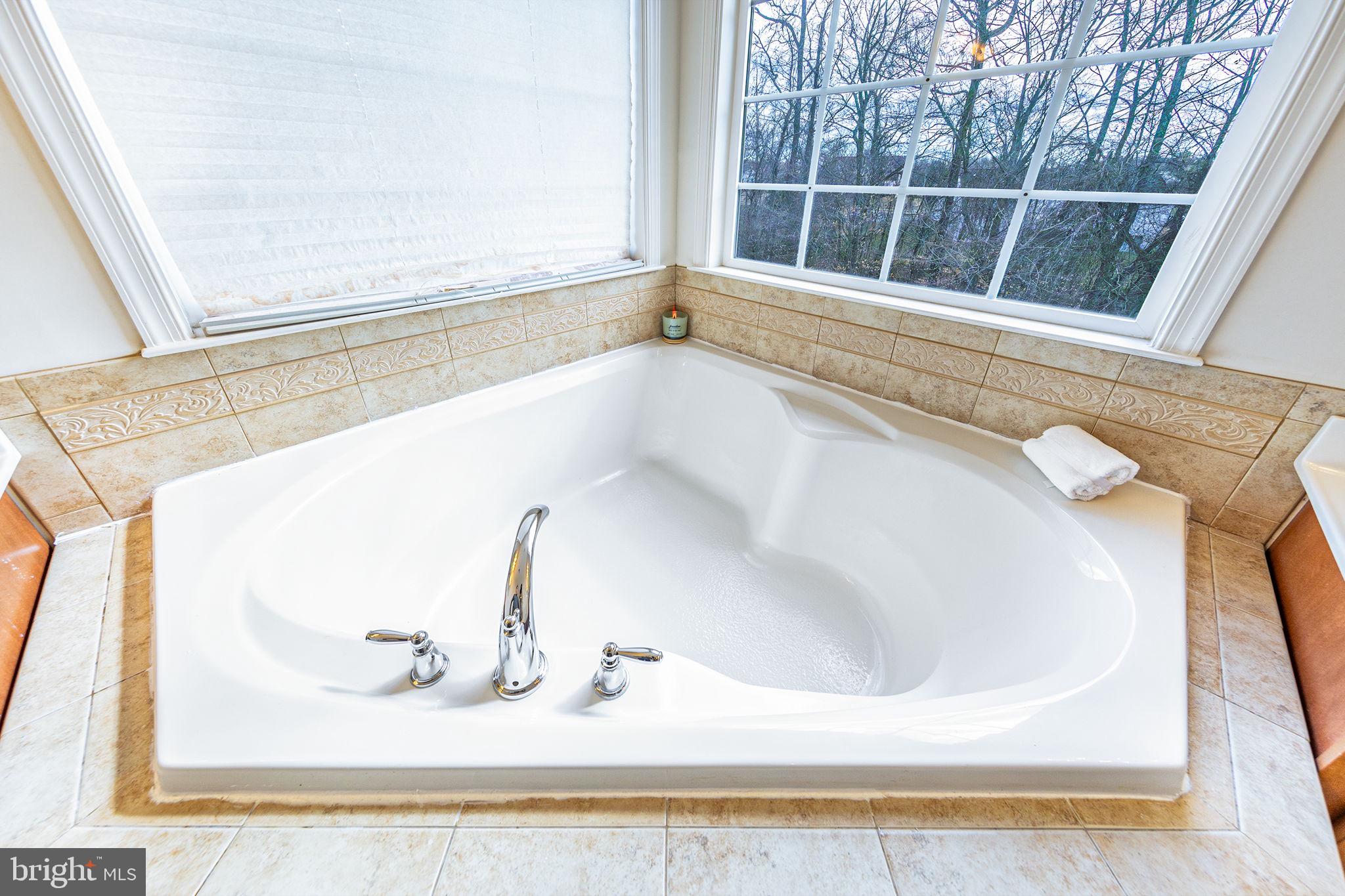 RIVER GATE ESTATES - Residential