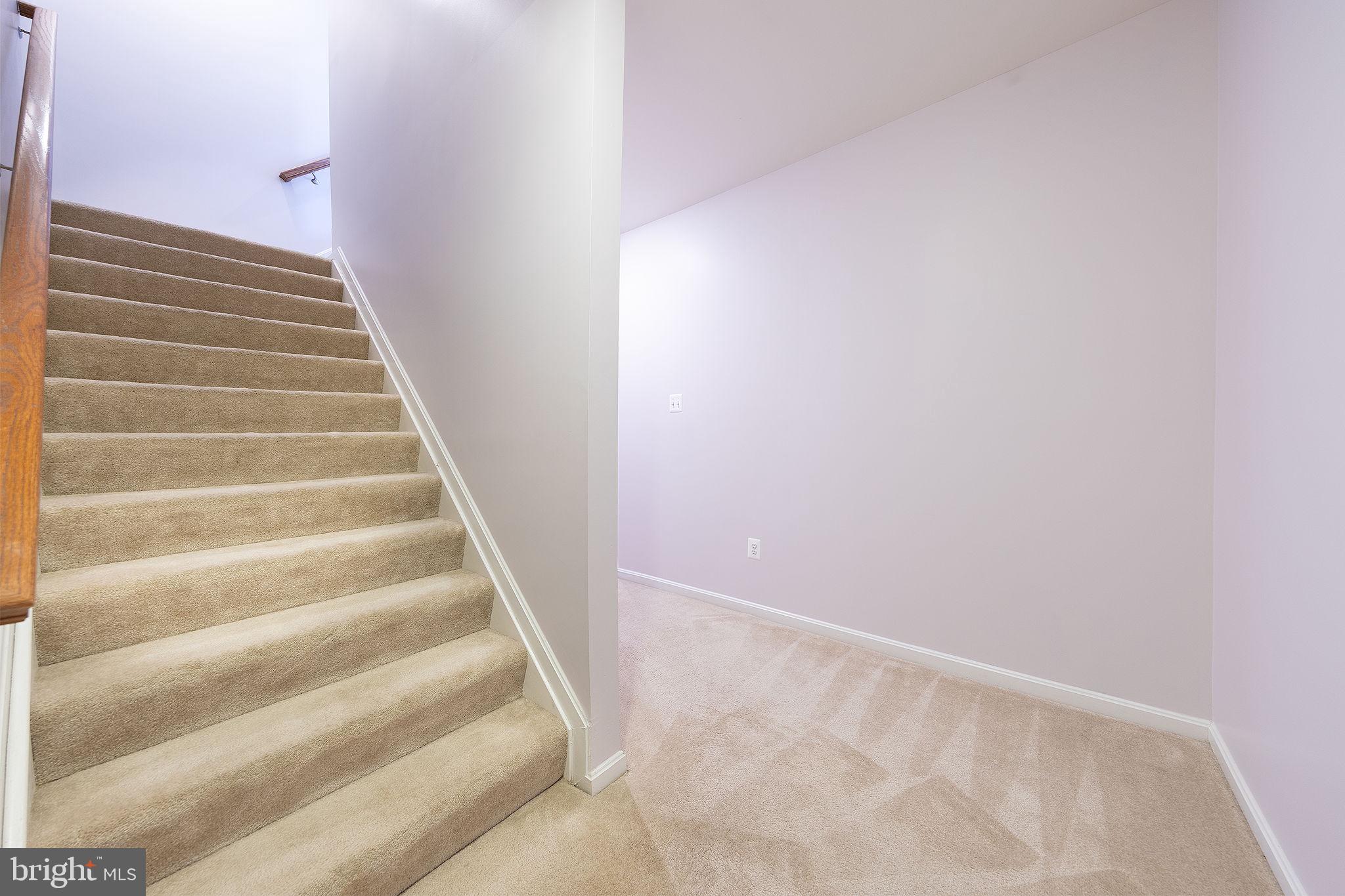 RIVER GATE ESTATES - Residential