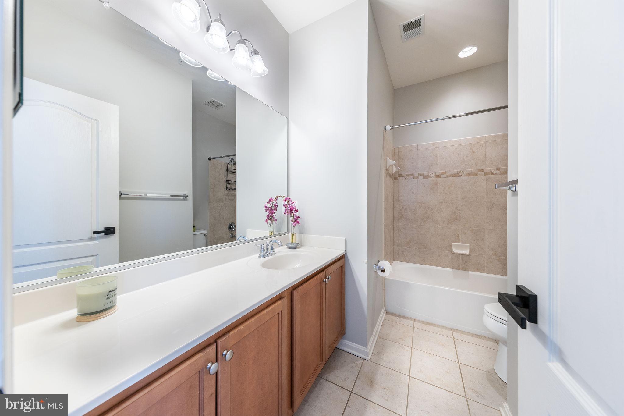 RIVER GATE ESTATES - Residential