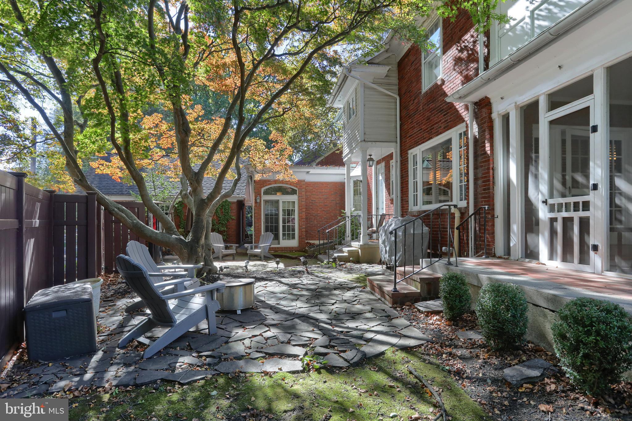 HERSHEY DOWNTOWN - Residential