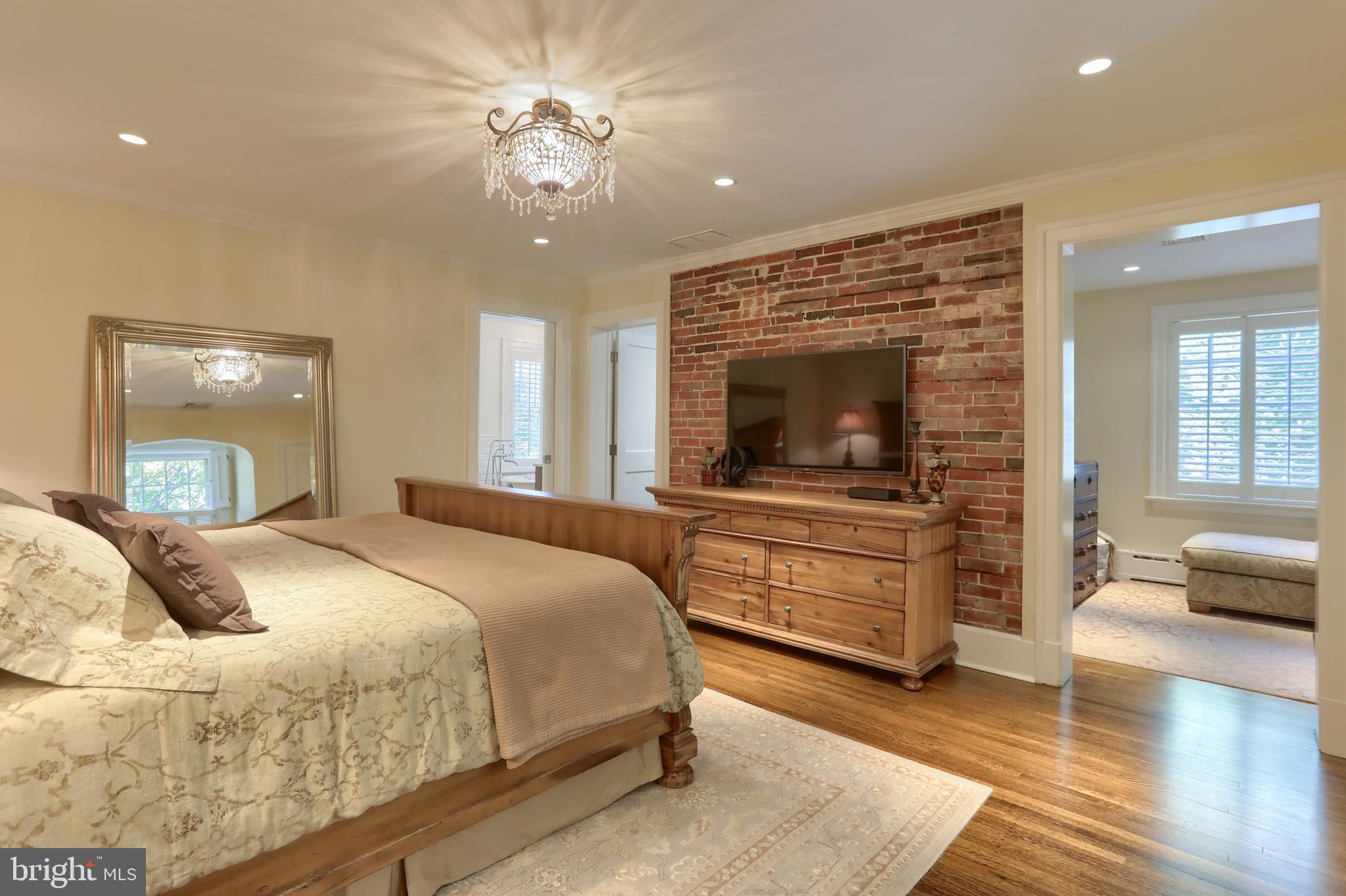 HERSHEY DOWNTOWN - Residential