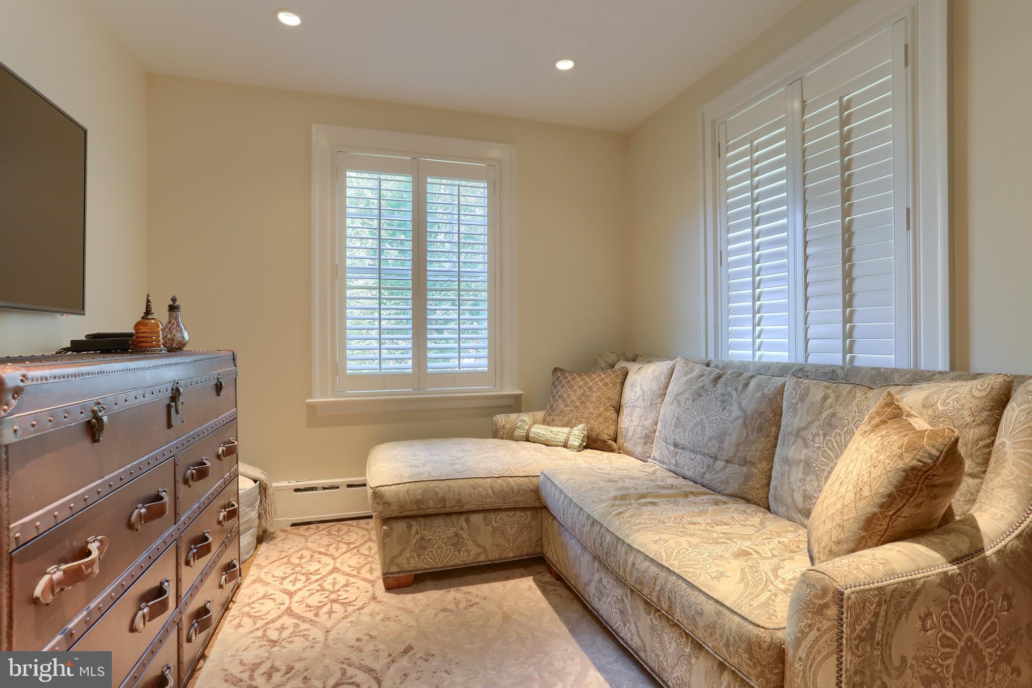 HERSHEY DOWNTOWN - Residential