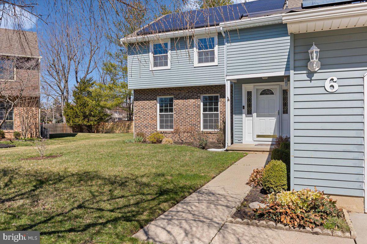 6 W OLEANDER DRIVE