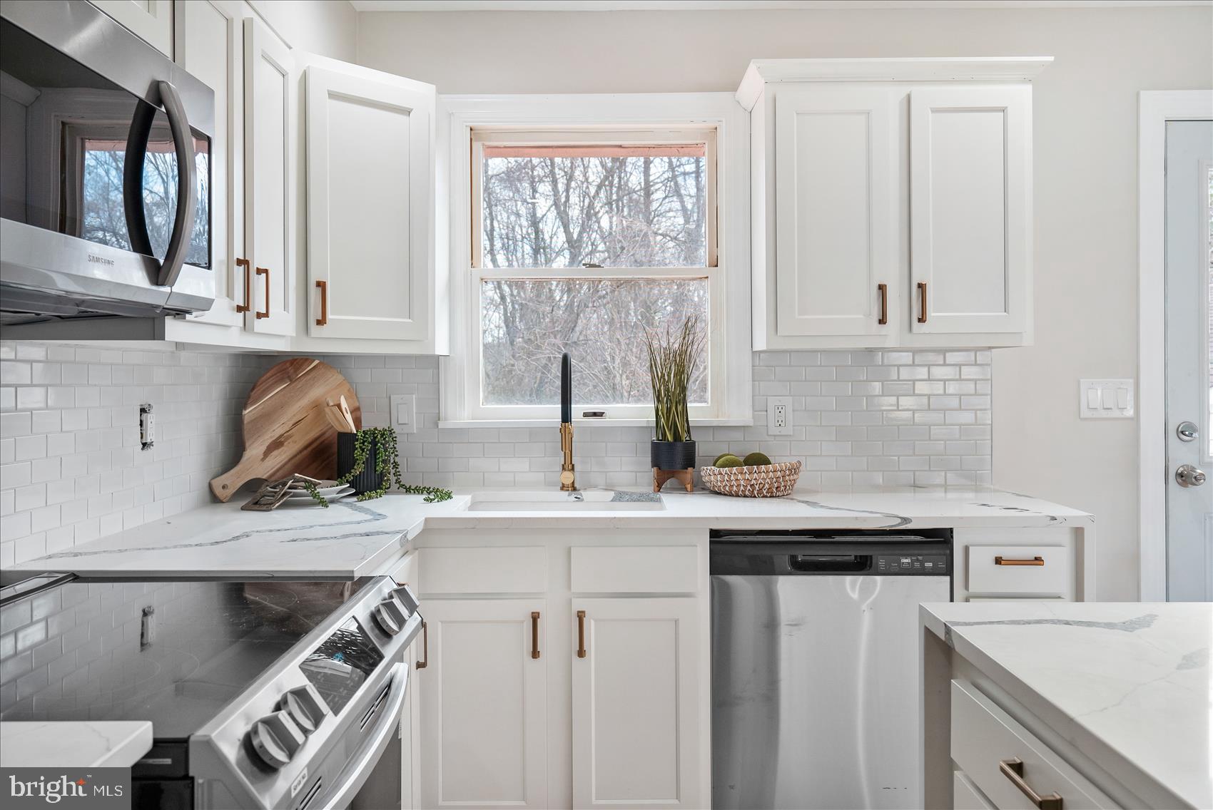 HIGHPOINT - Residential