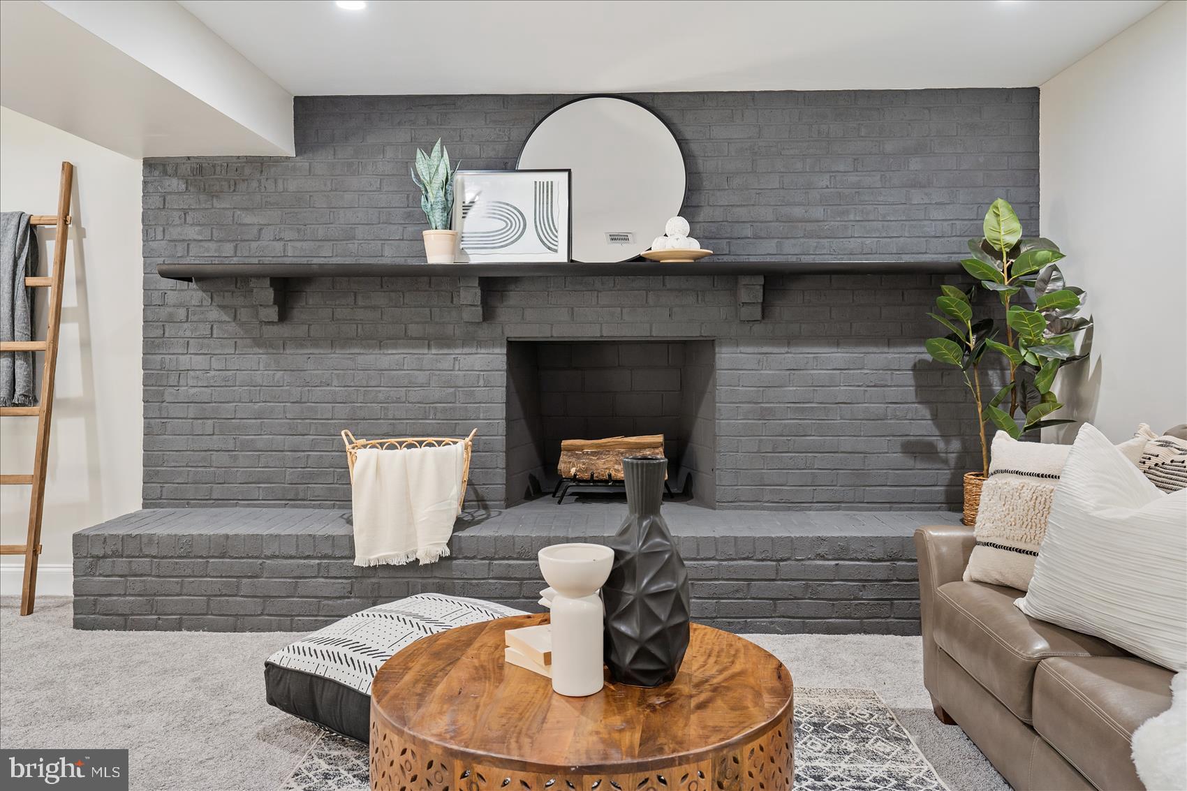 HIGHPOINT - Residential