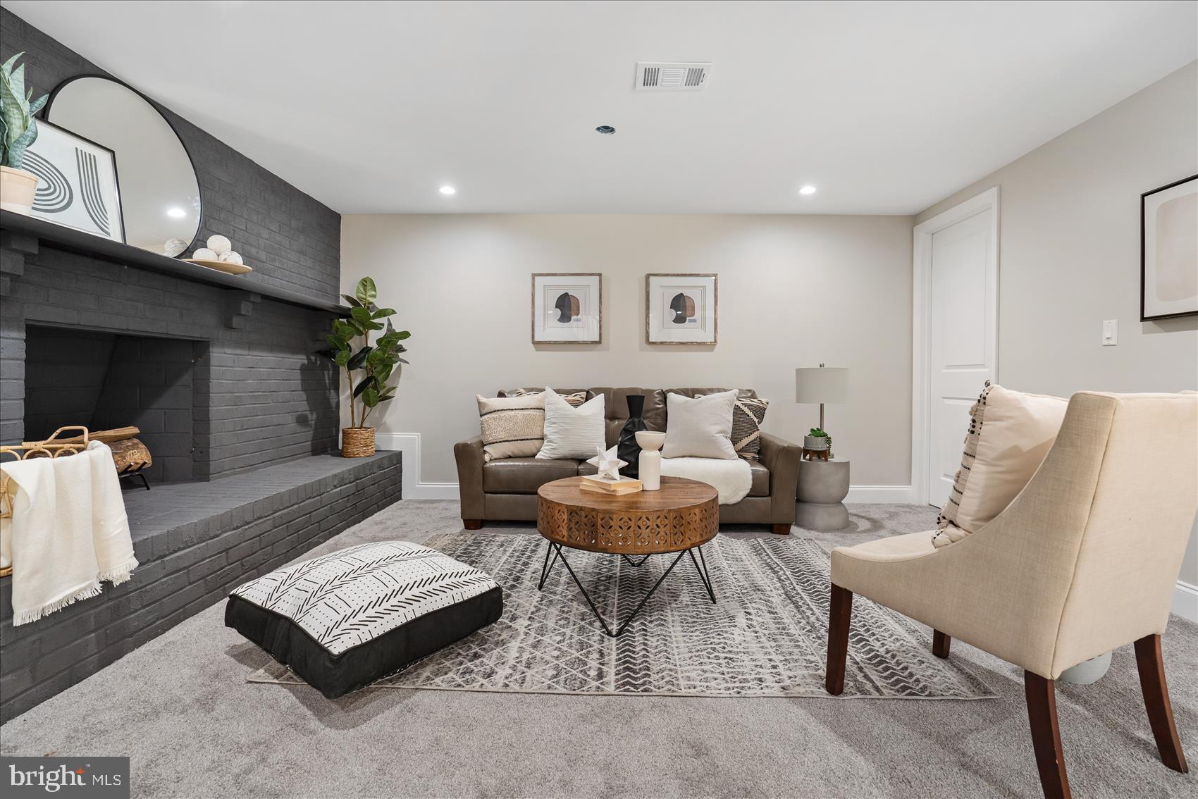 HIGHPOINT - Residential