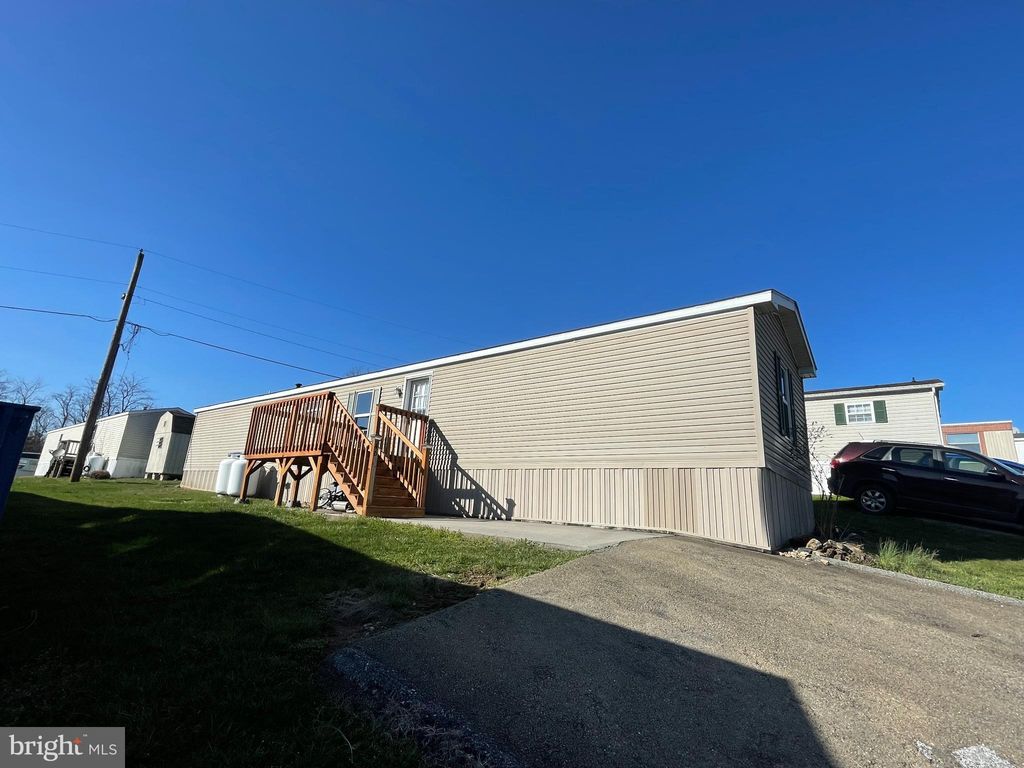 Photo of 46 PARK LN, HOLTWOOD, PA 17532 (MLS # PALA2032606)