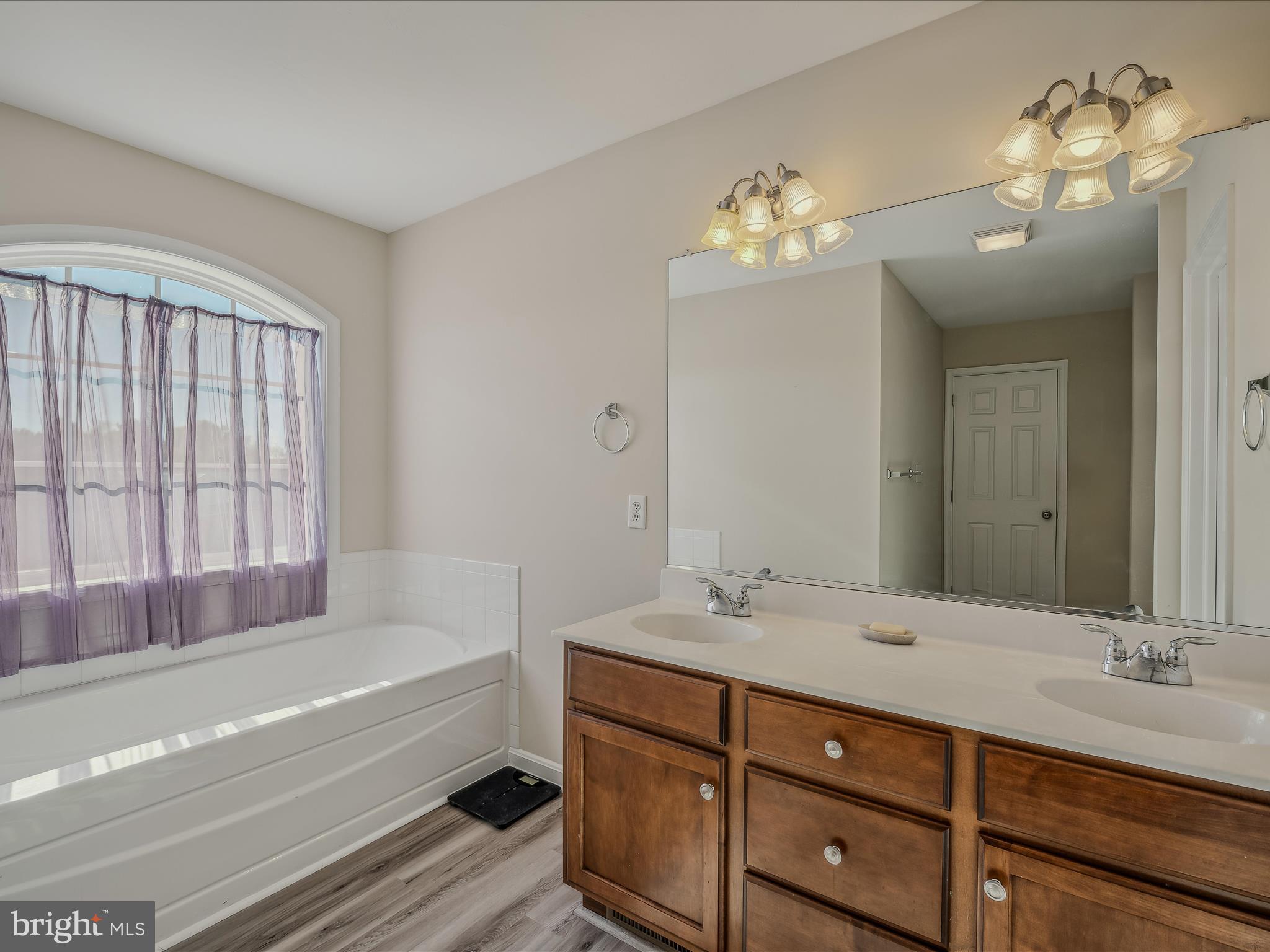 BRIDLE CREEK - Residential