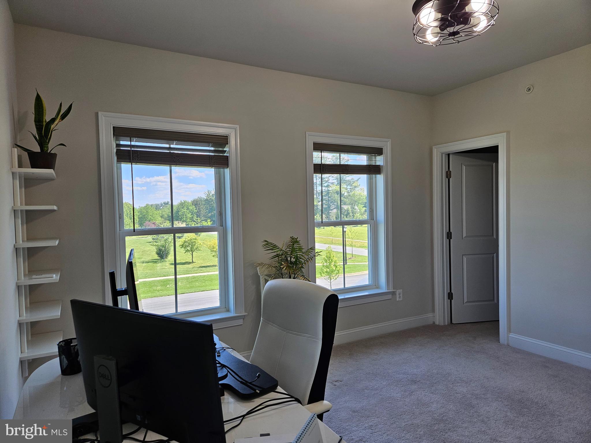 LAYTONSVILLE - Residential