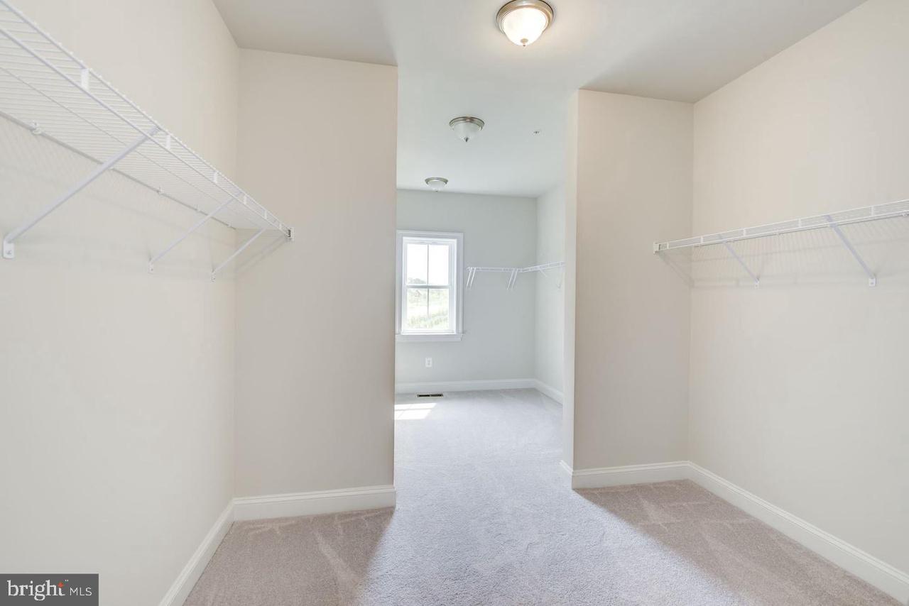 LAYTONSVILLE - Residential