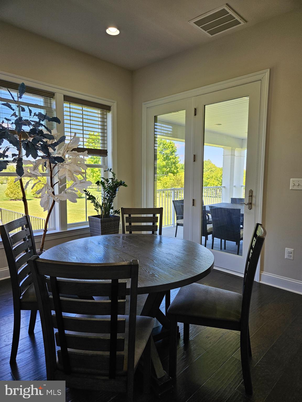 LAYTONSVILLE - Residential