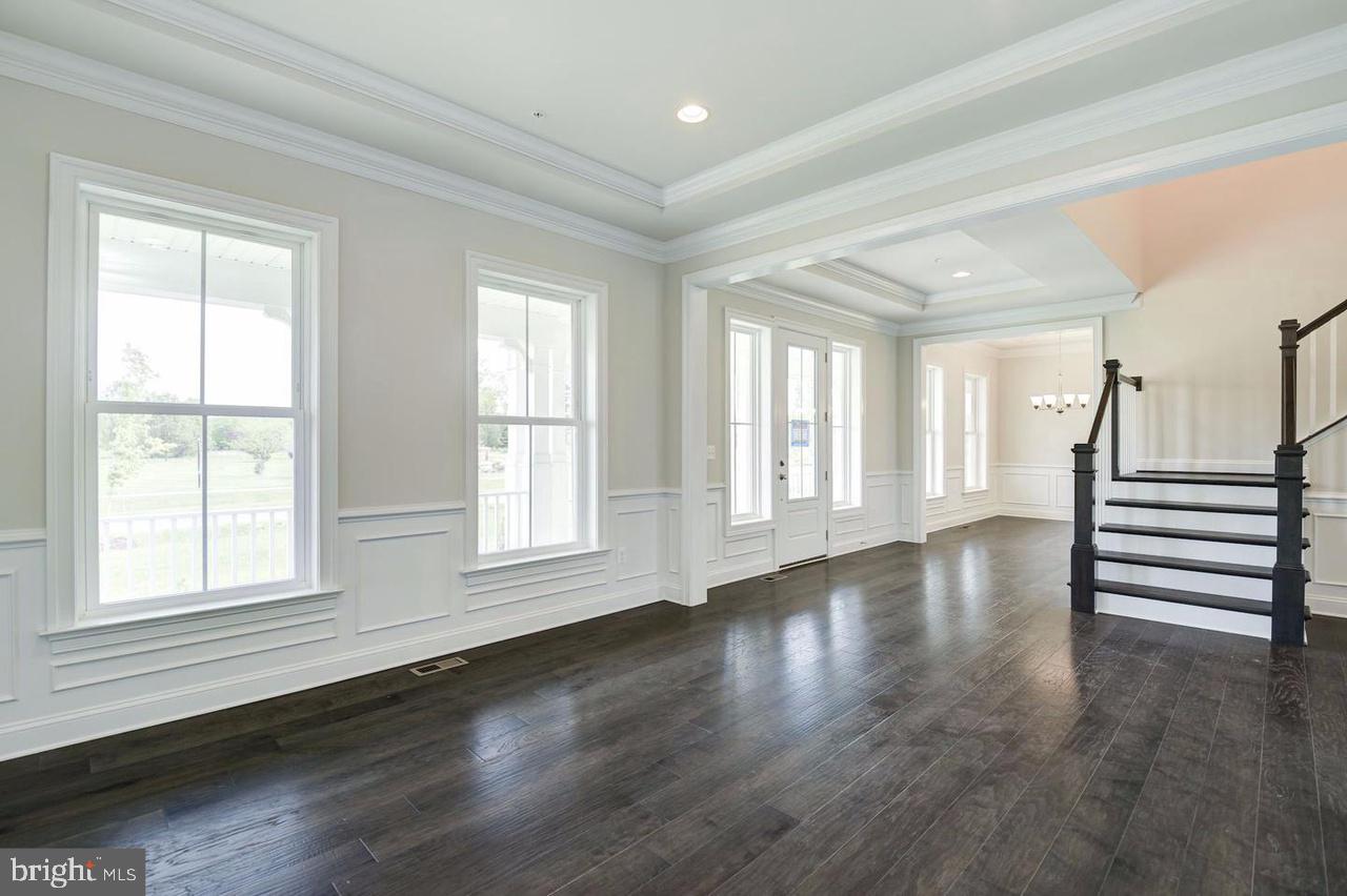 LAYTONSVILLE - Residential