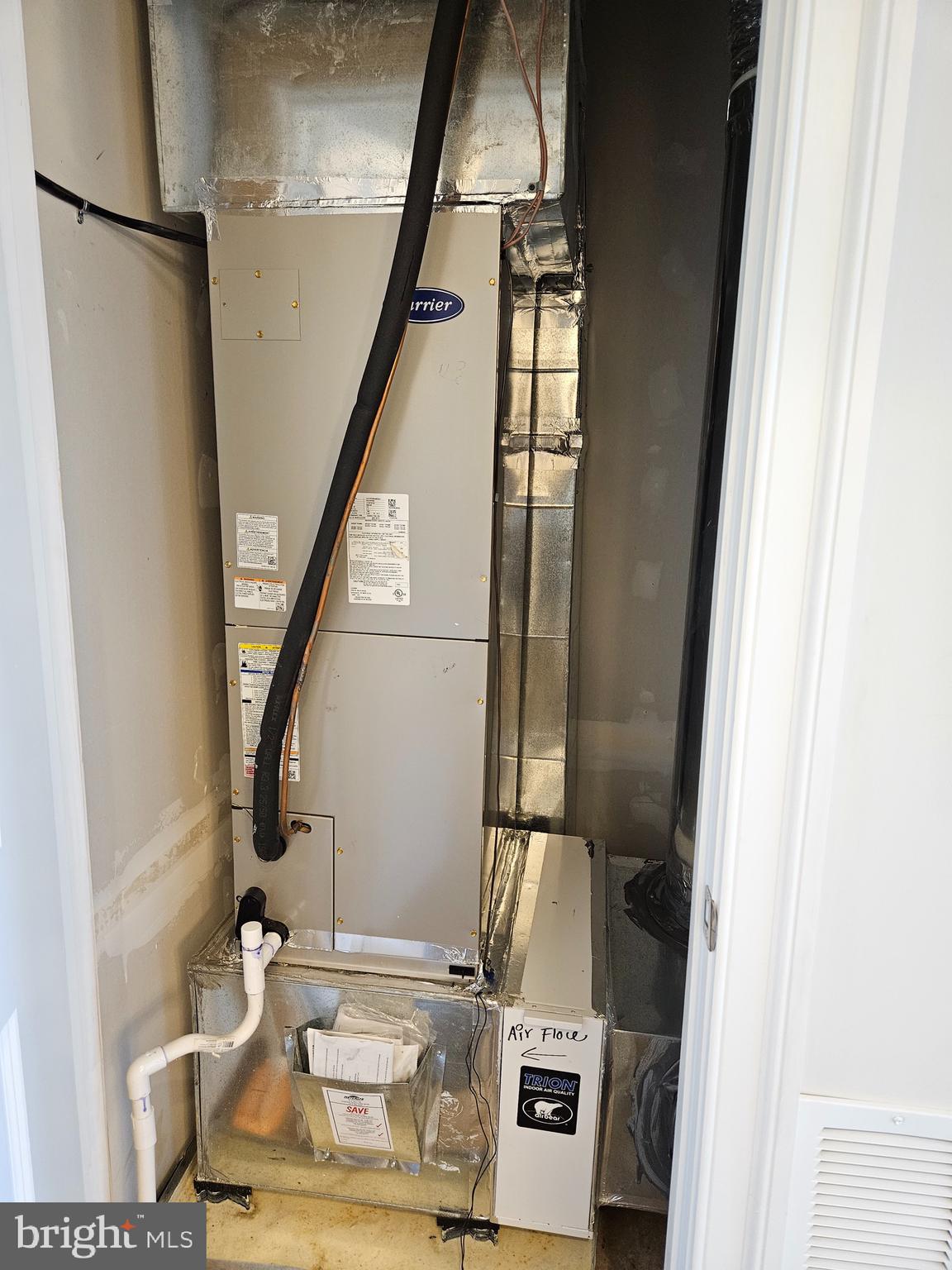 LAYTONSVILLE - Residential