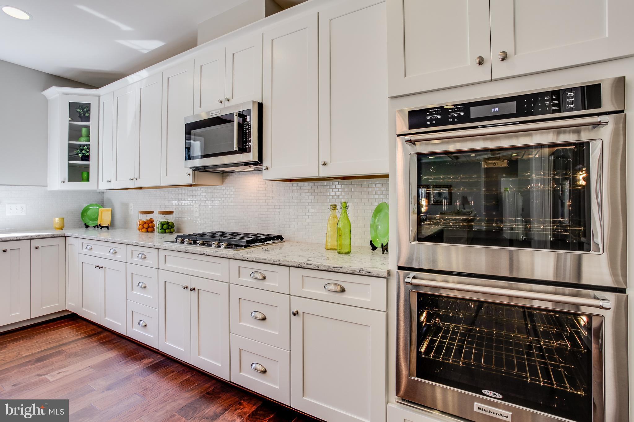 WELLINGTON HEIGHTS - Residential