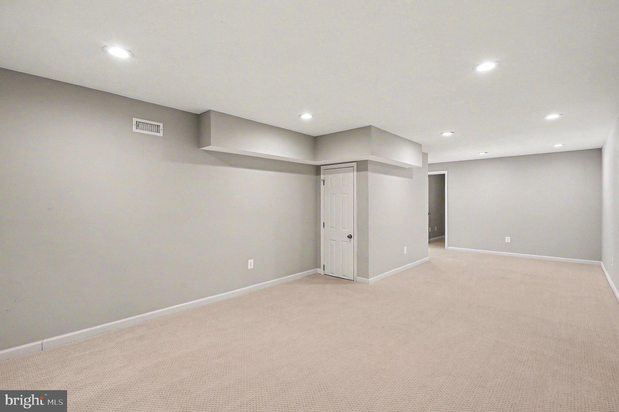 RIVERVIEW ESTATES - Residential