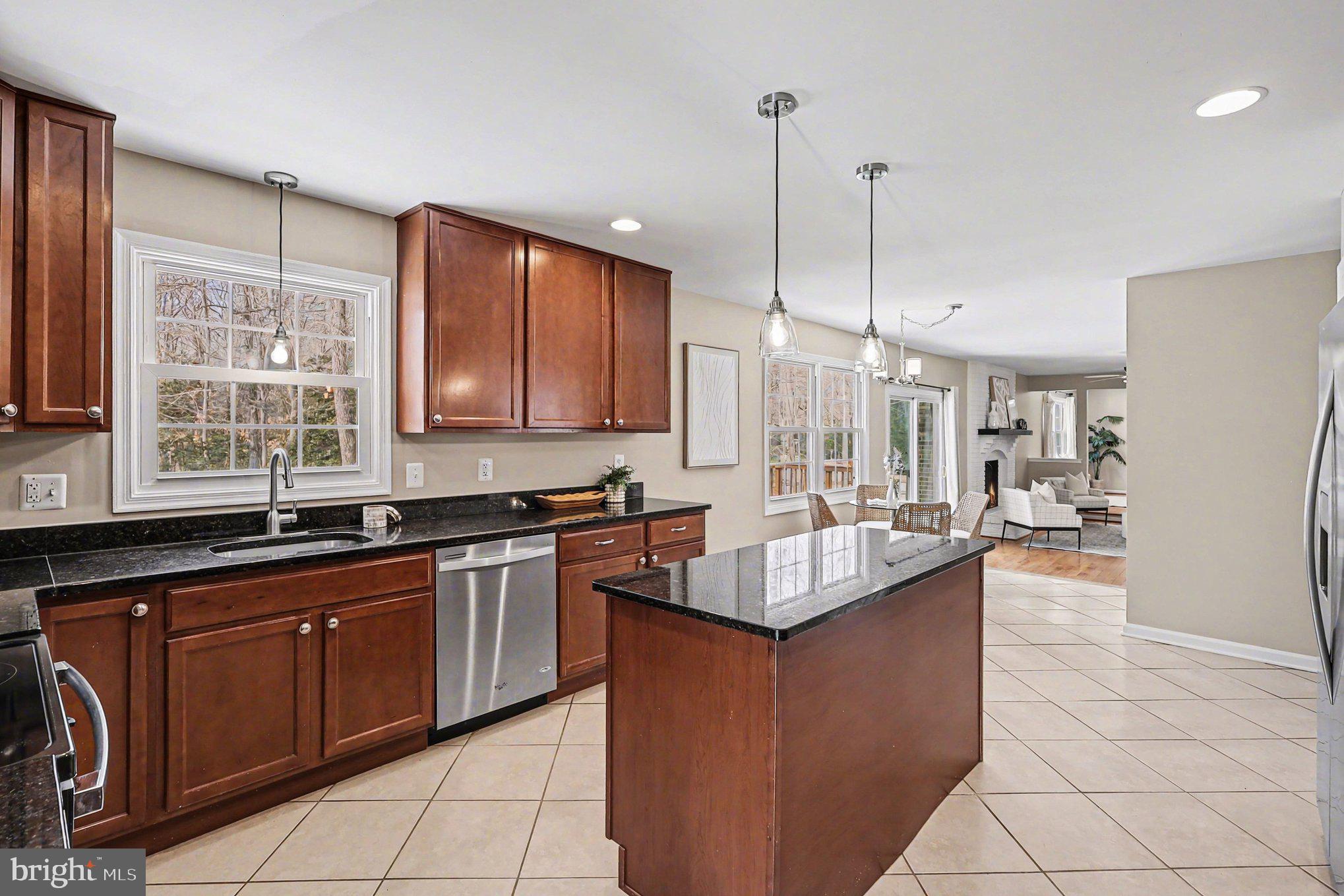 RIVERVIEW ESTATES - Residential