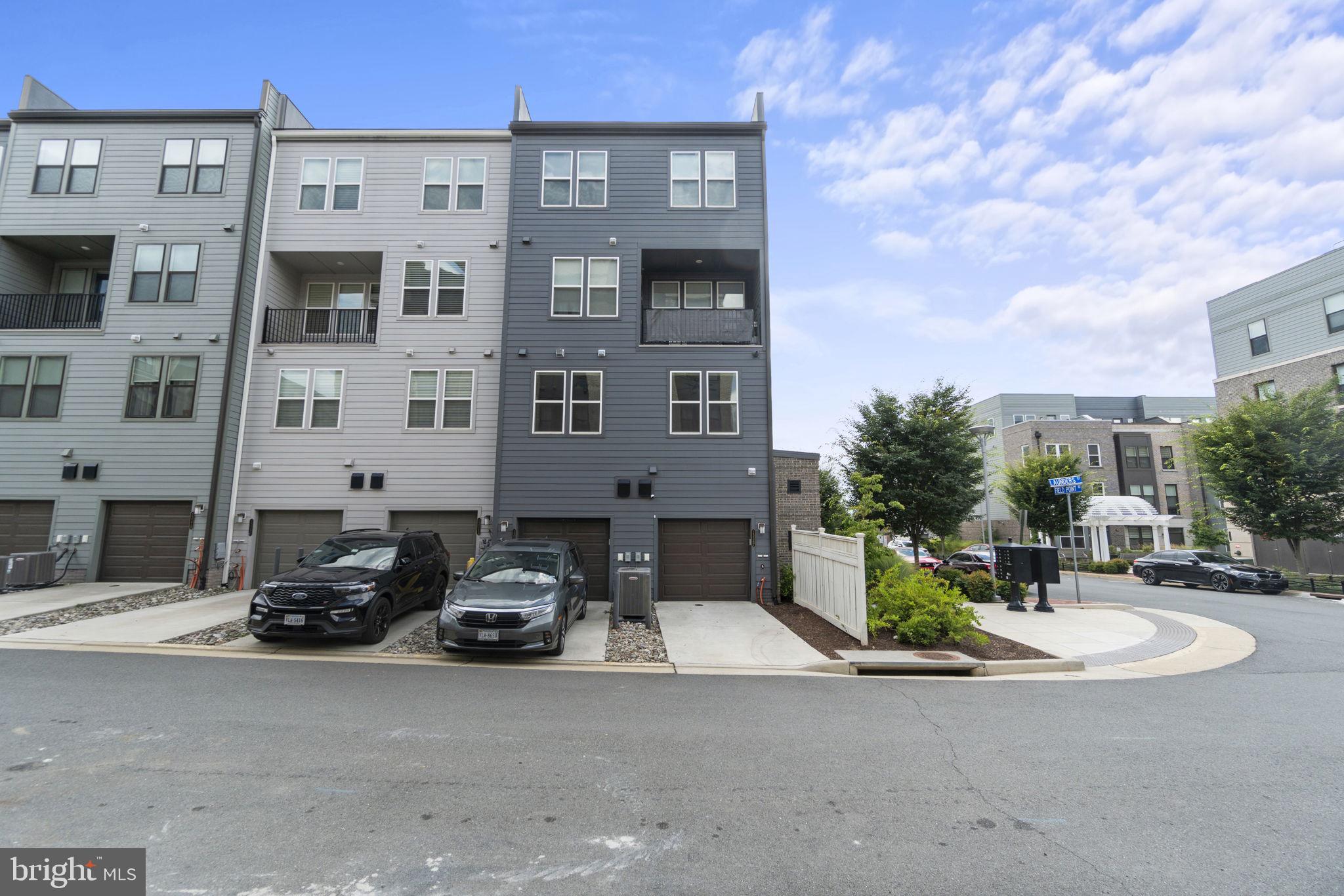 METROPARK AT ARROWBROOK - Residential Lease